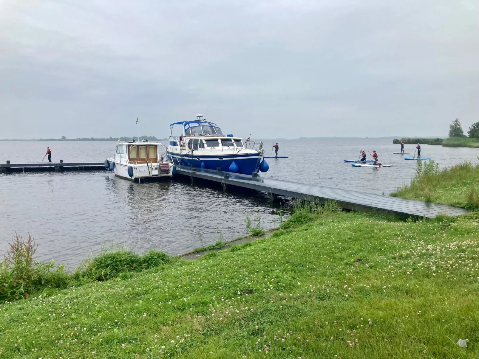 In Anjum mit Kleinem Garten-Buiten