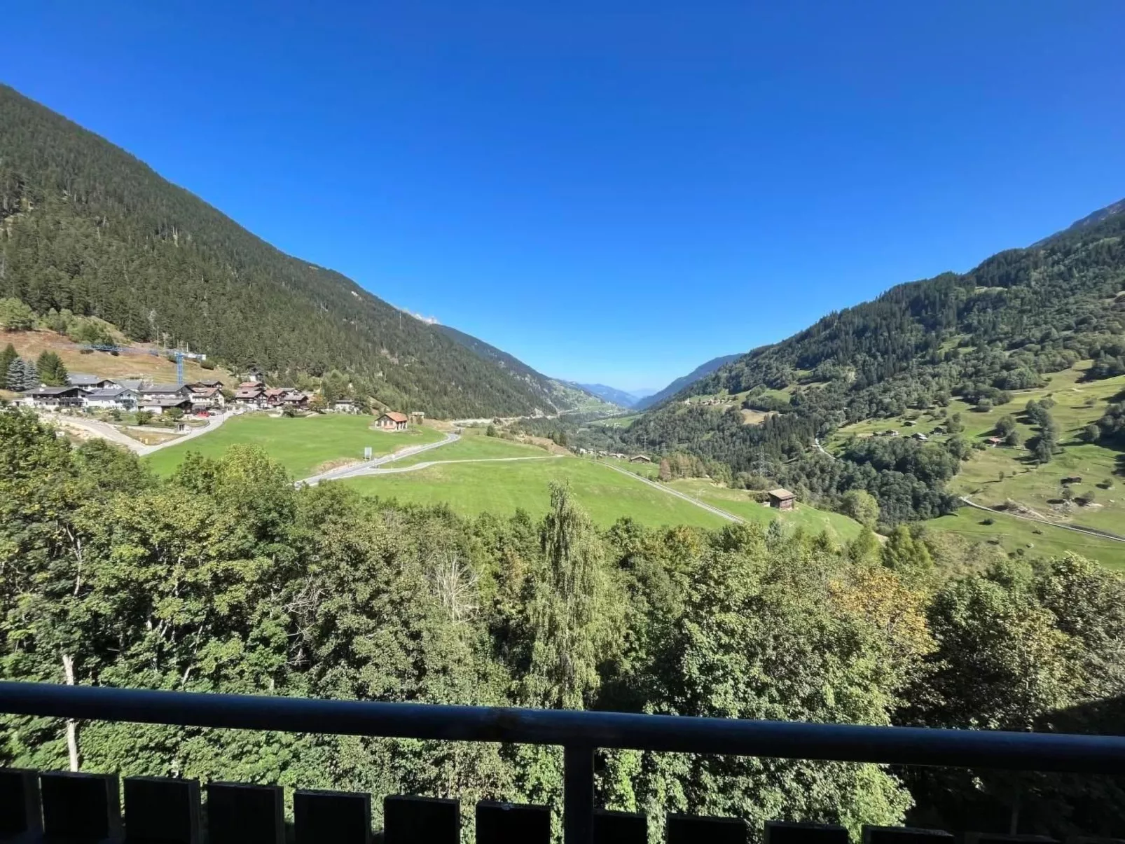 Gemütliche Ferienwohnung im Disentiserhof-Buiten