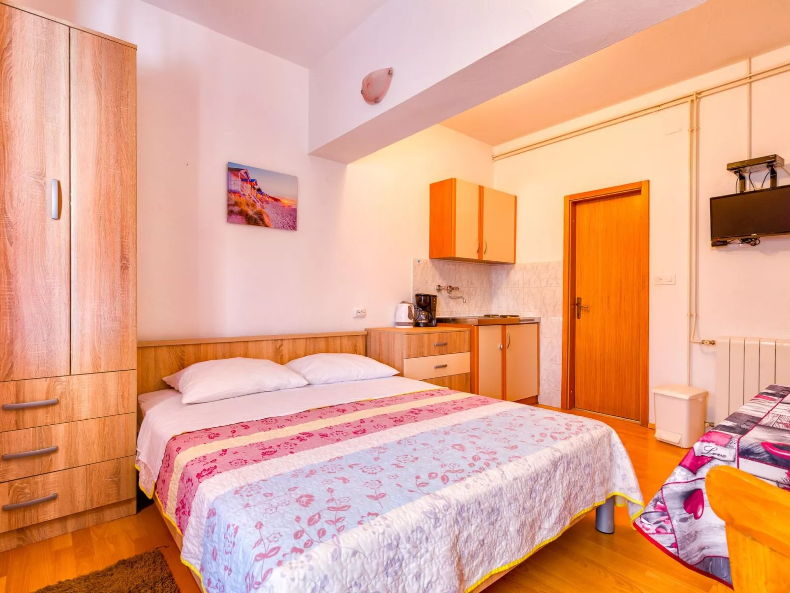 Studioapartment Meri 4-Image-tags.info