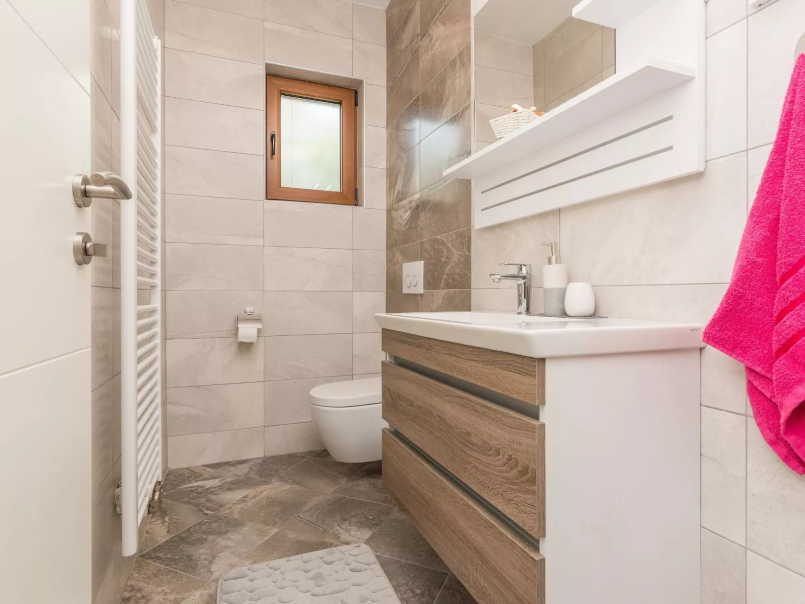 Villa Mia mit beheiztem Pool -von TA Leut Agency-Binnen