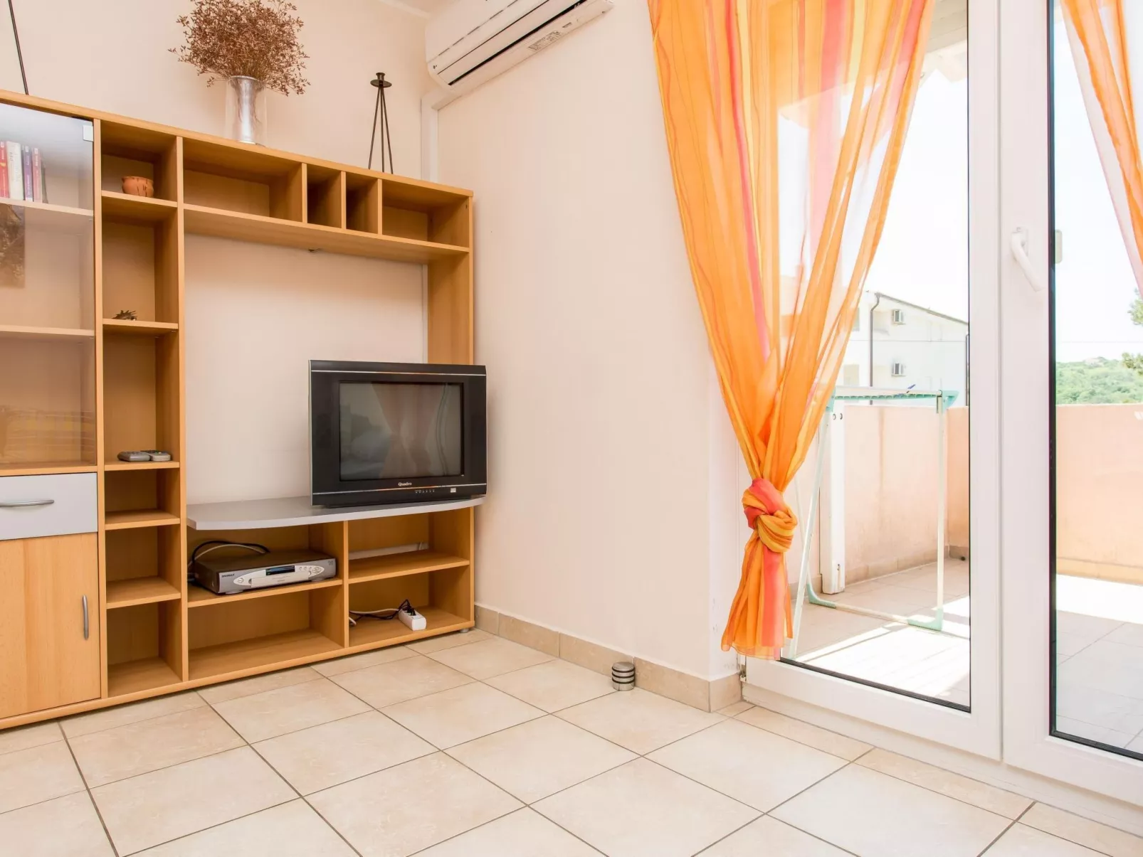 Wohnung Maria in der Nähe des Strandes-Binnen