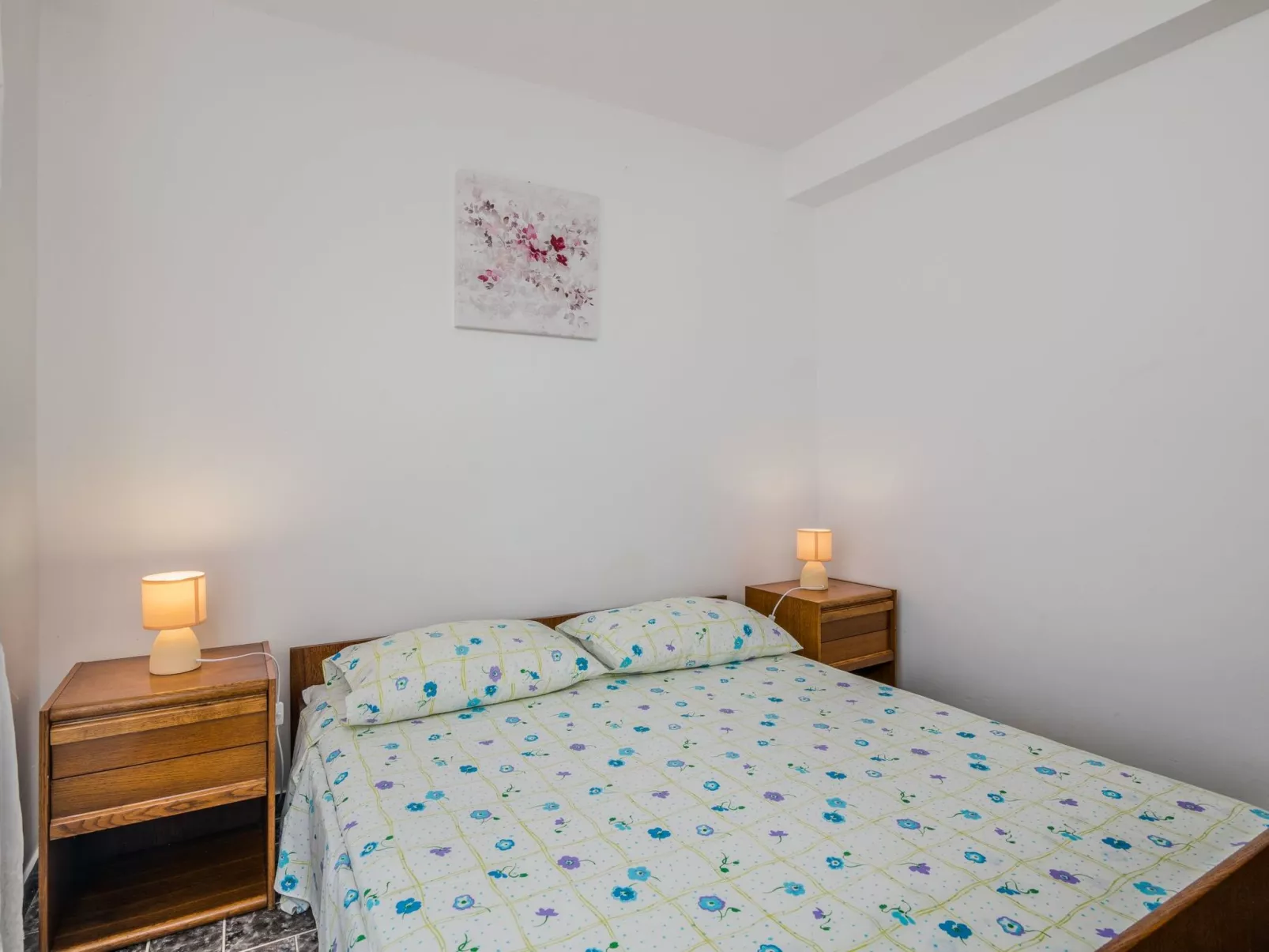 Biserka-Image-tags.info