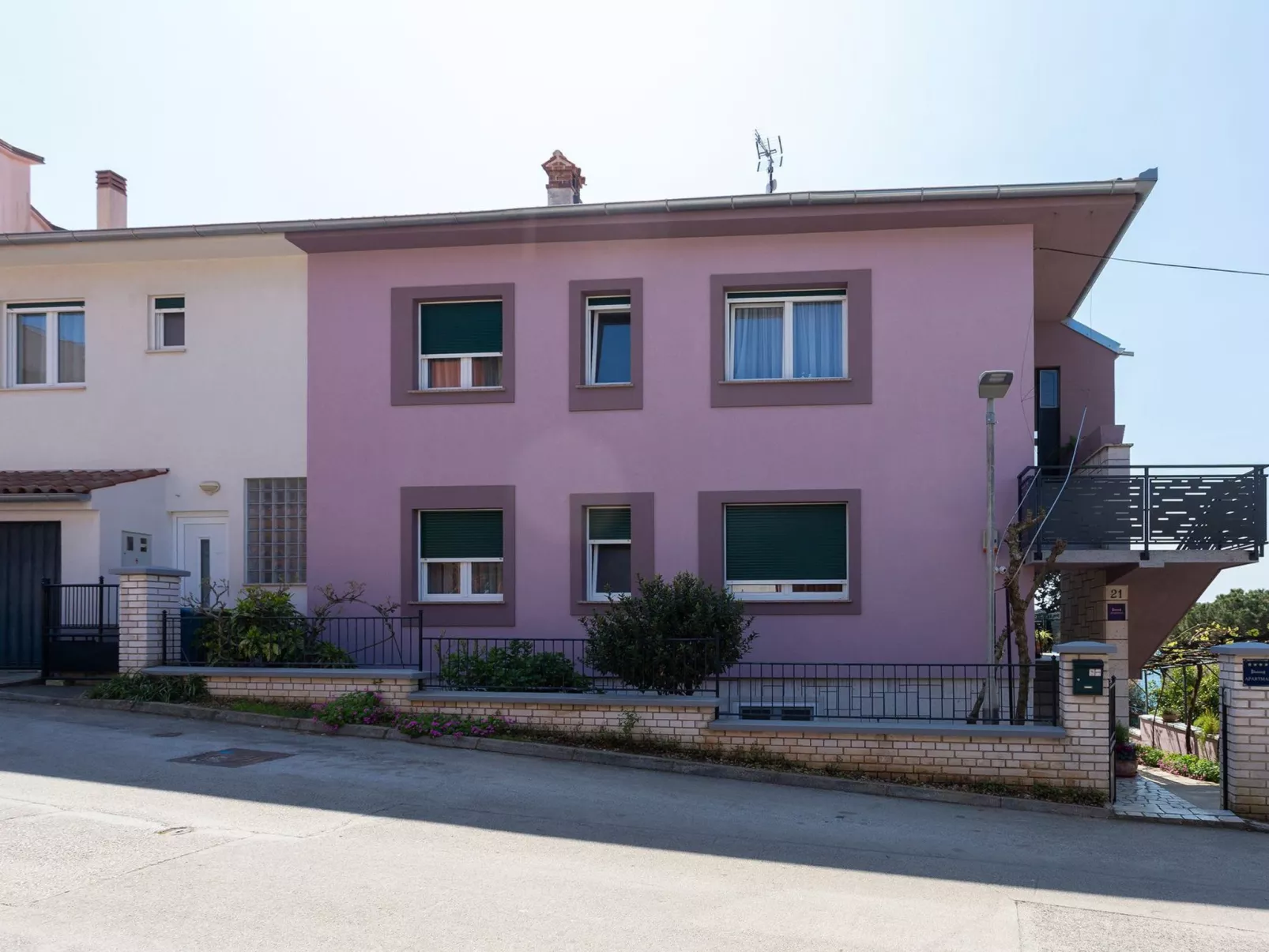 In Pula und Nah am Strand-Buiten