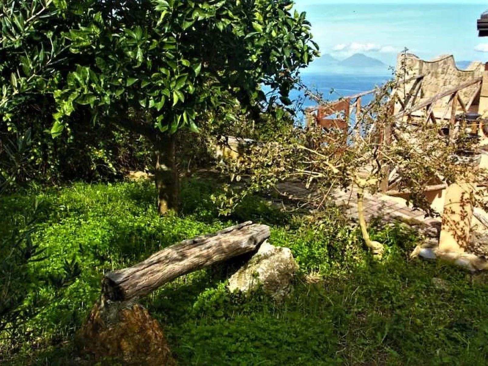 Orange Wohnung-Buiten