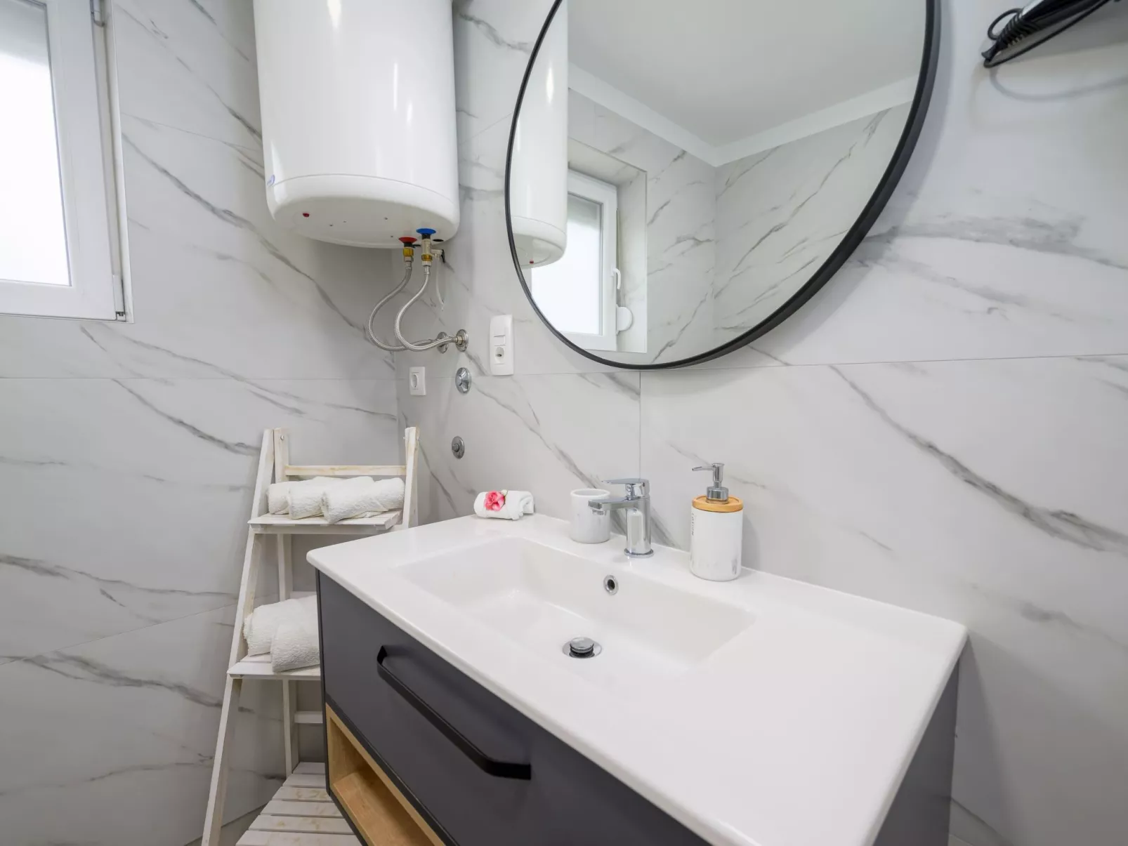 Stilvoll eingerichtete Ferienwohnung 4-Binnen