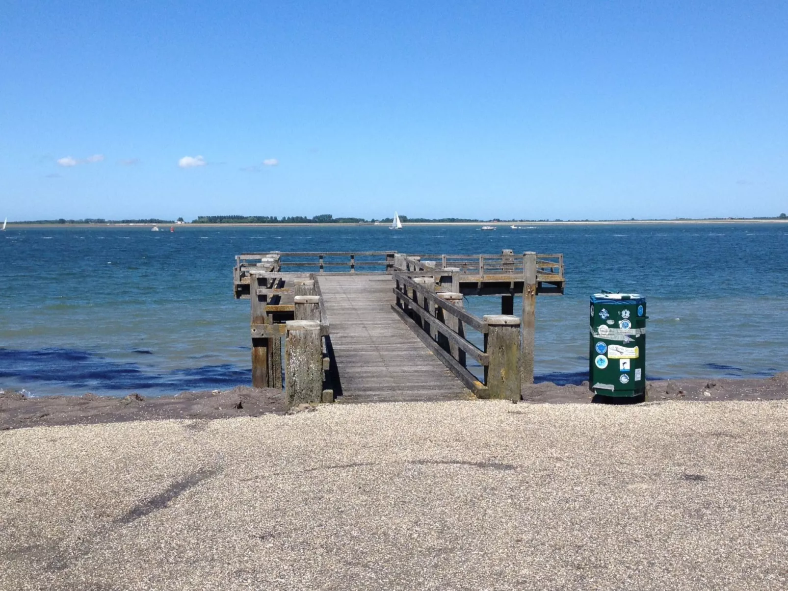 Mit Garten, Grill und Terrasse-Buiten