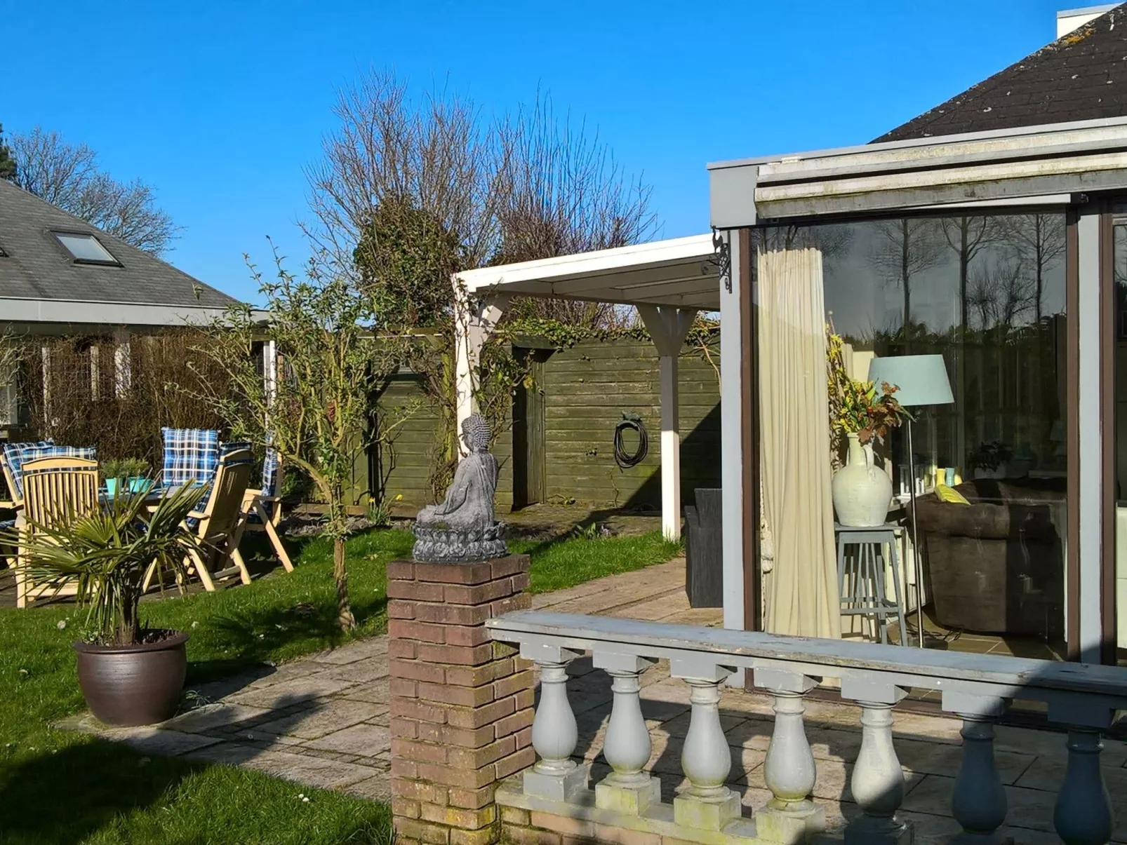 Seabreeze mit umzäuntem privatem Garten-Buiten