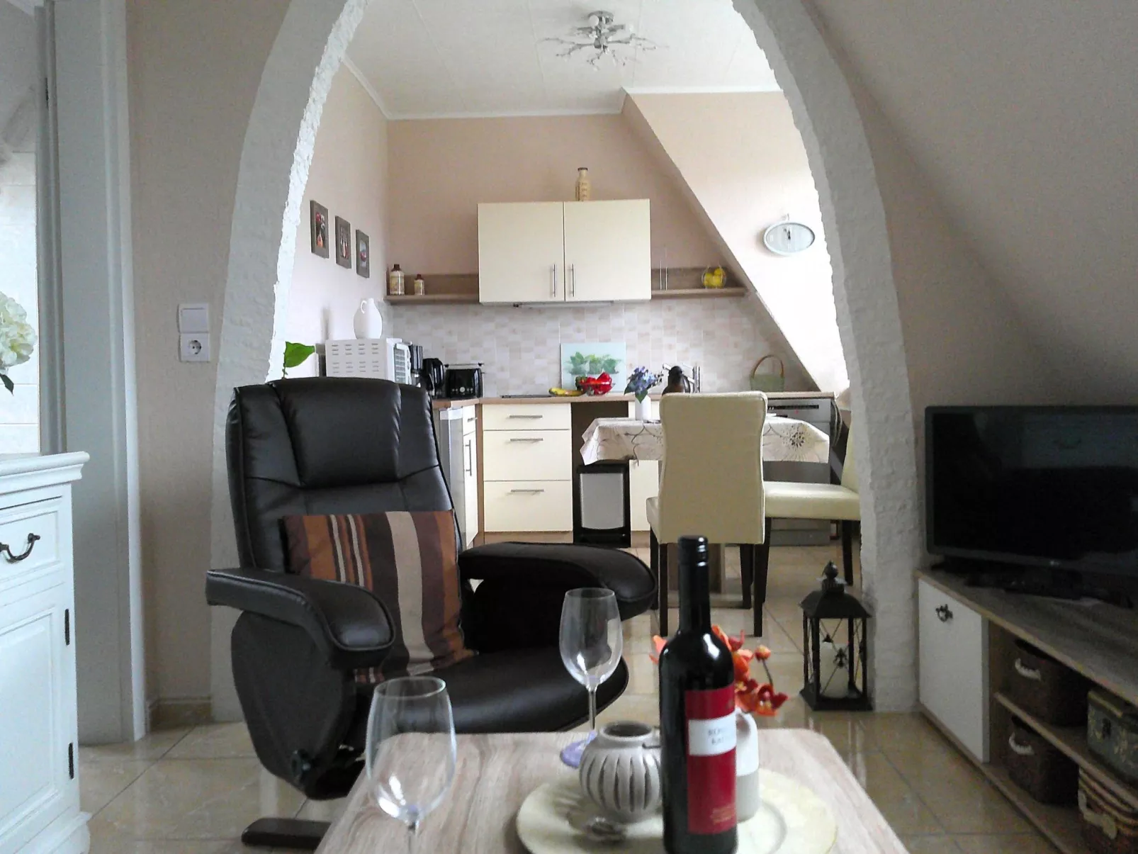 Geräumige Ferienwohnung in Zingst mit Terrasse-Binnen