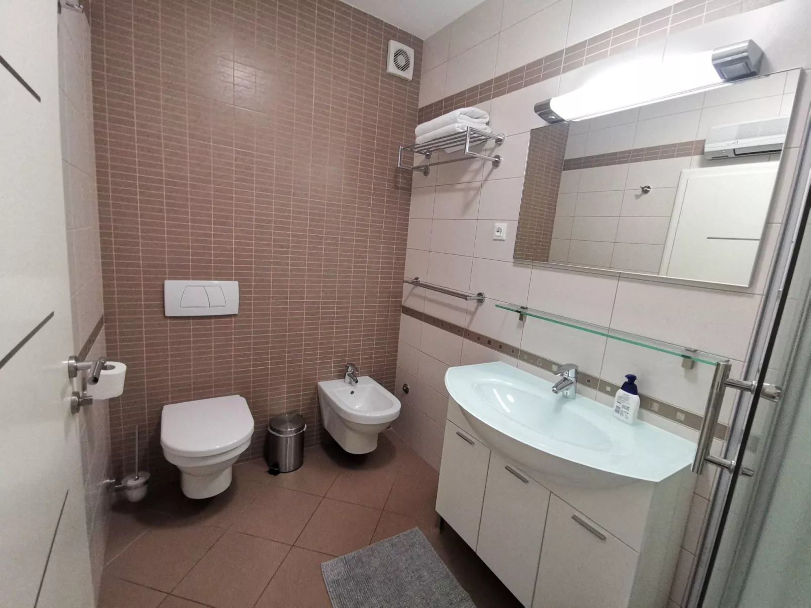 Wohnung 50m vom Strand entfernt, für 5 Personen-Binnen