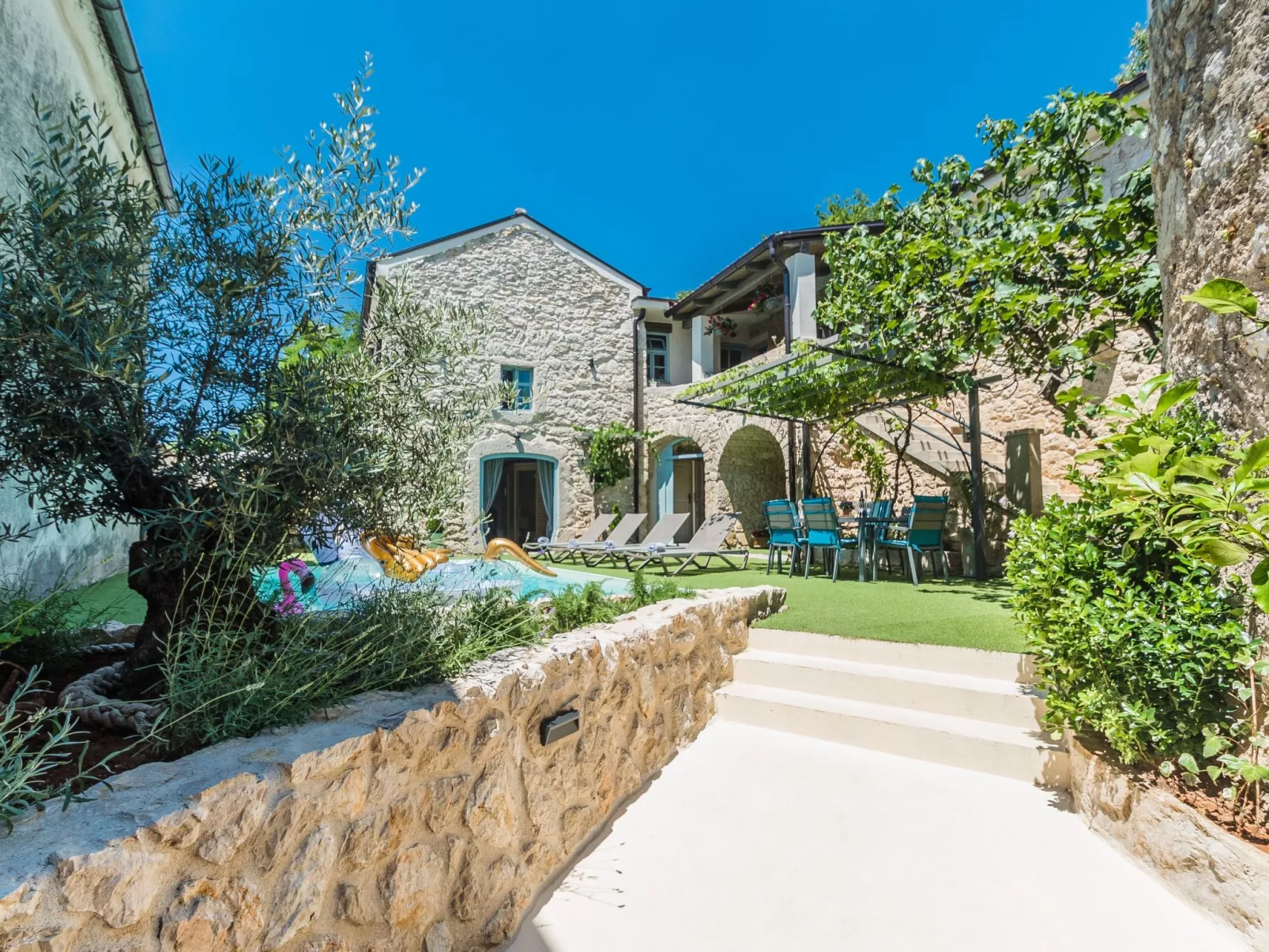 Ferienvilla "Ivka" mit Blick auf das Wasser