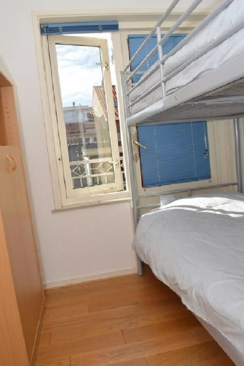 "Emmastraat" mit Terrasse-Binnen