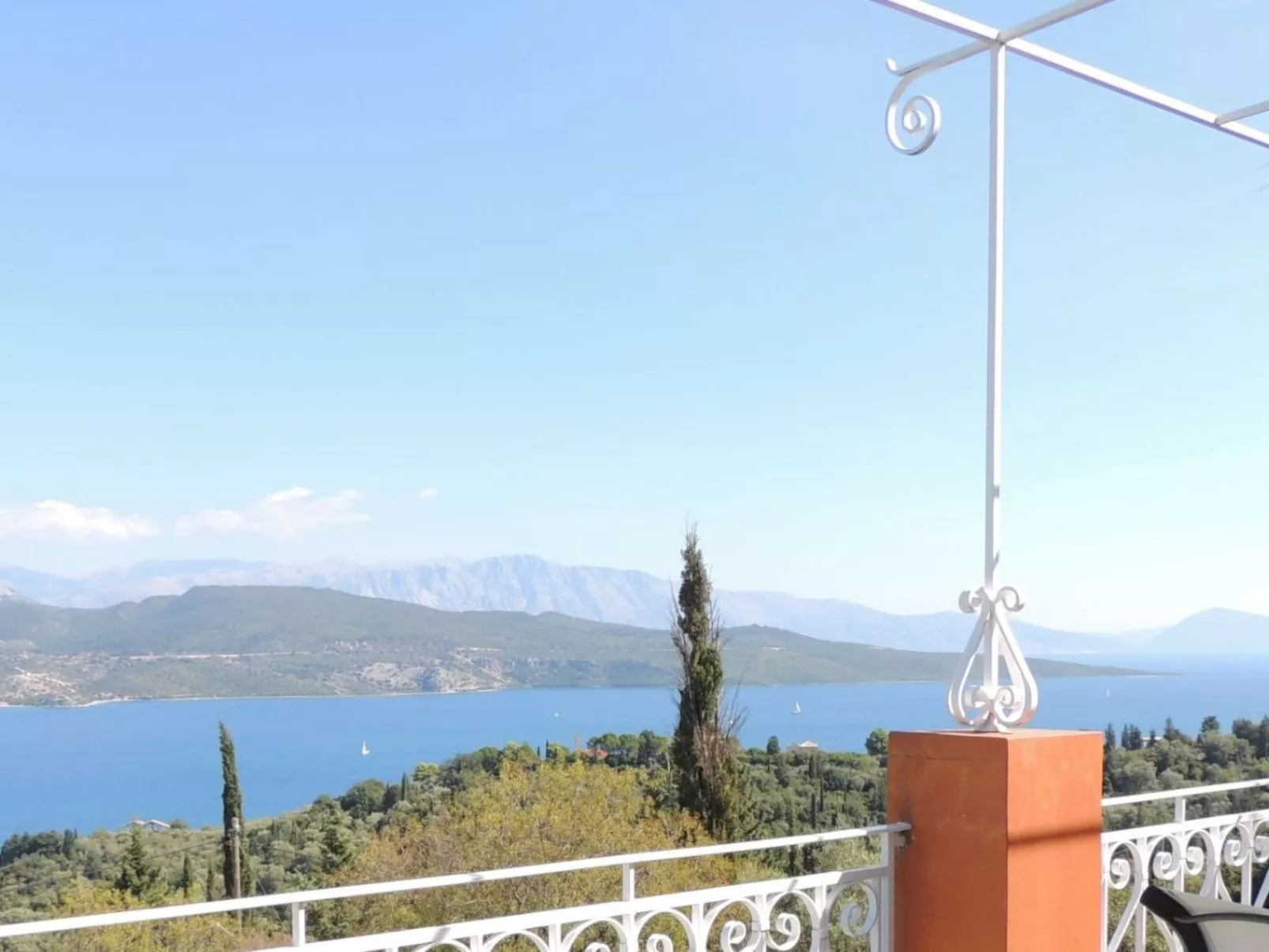 Villa Anthea Rossa-Buiten