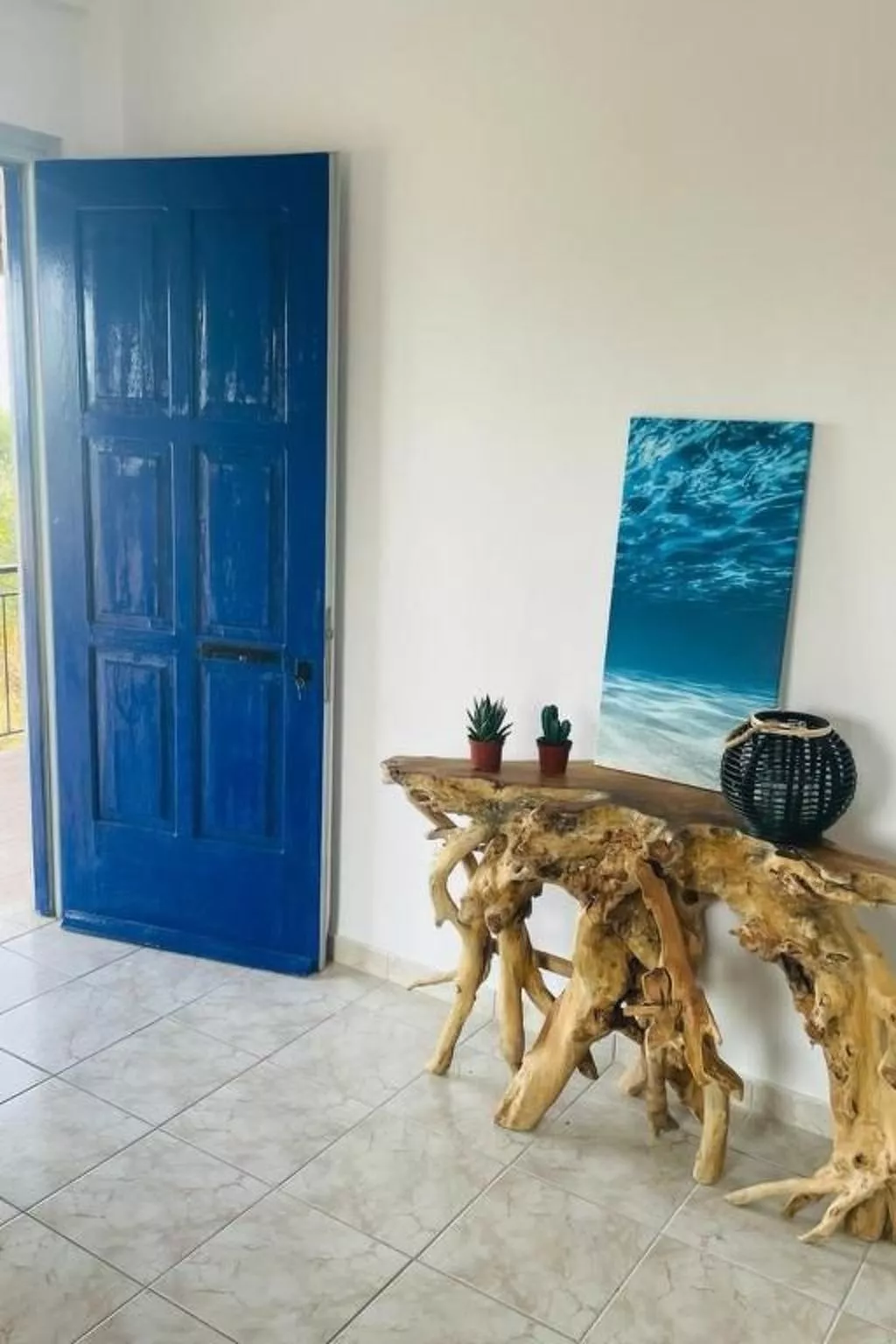 Villa Blue Cocoon mit Meerblick-Image-tags.info