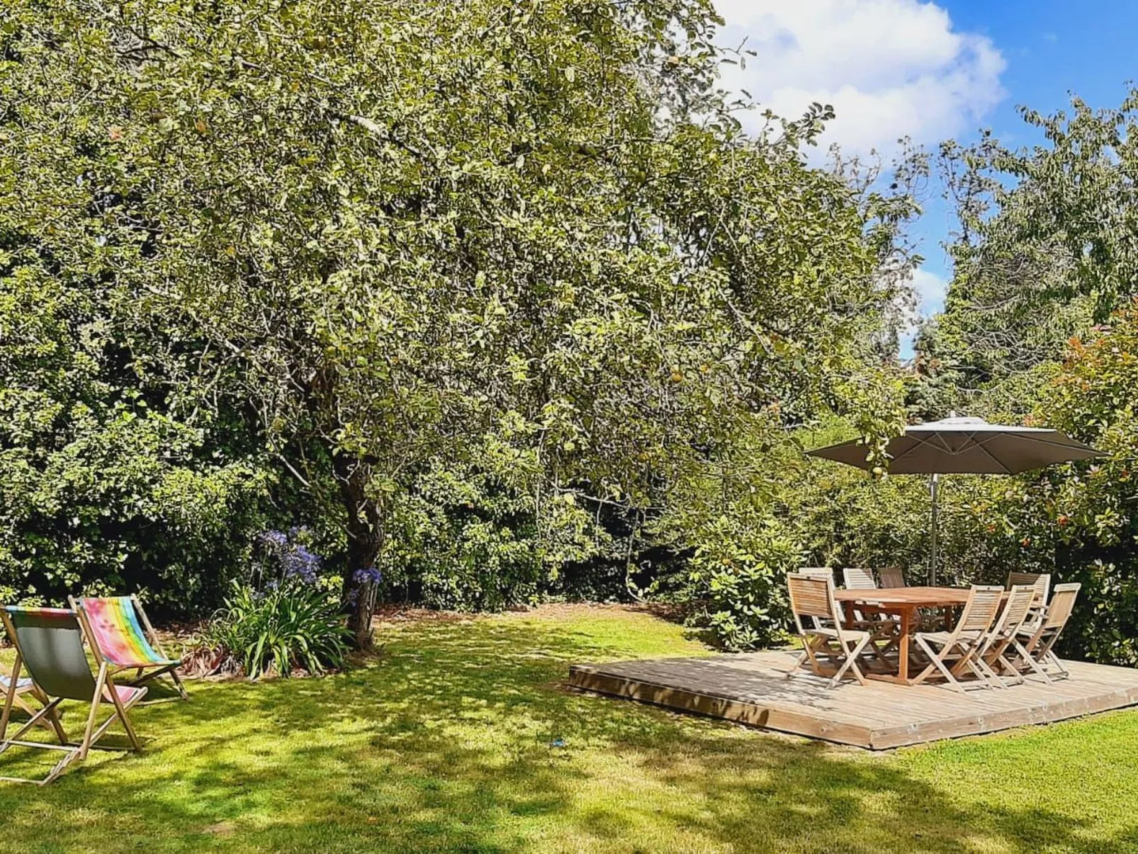 Wunderschönes Haus mit Garten in Lézardrieux-Buiten