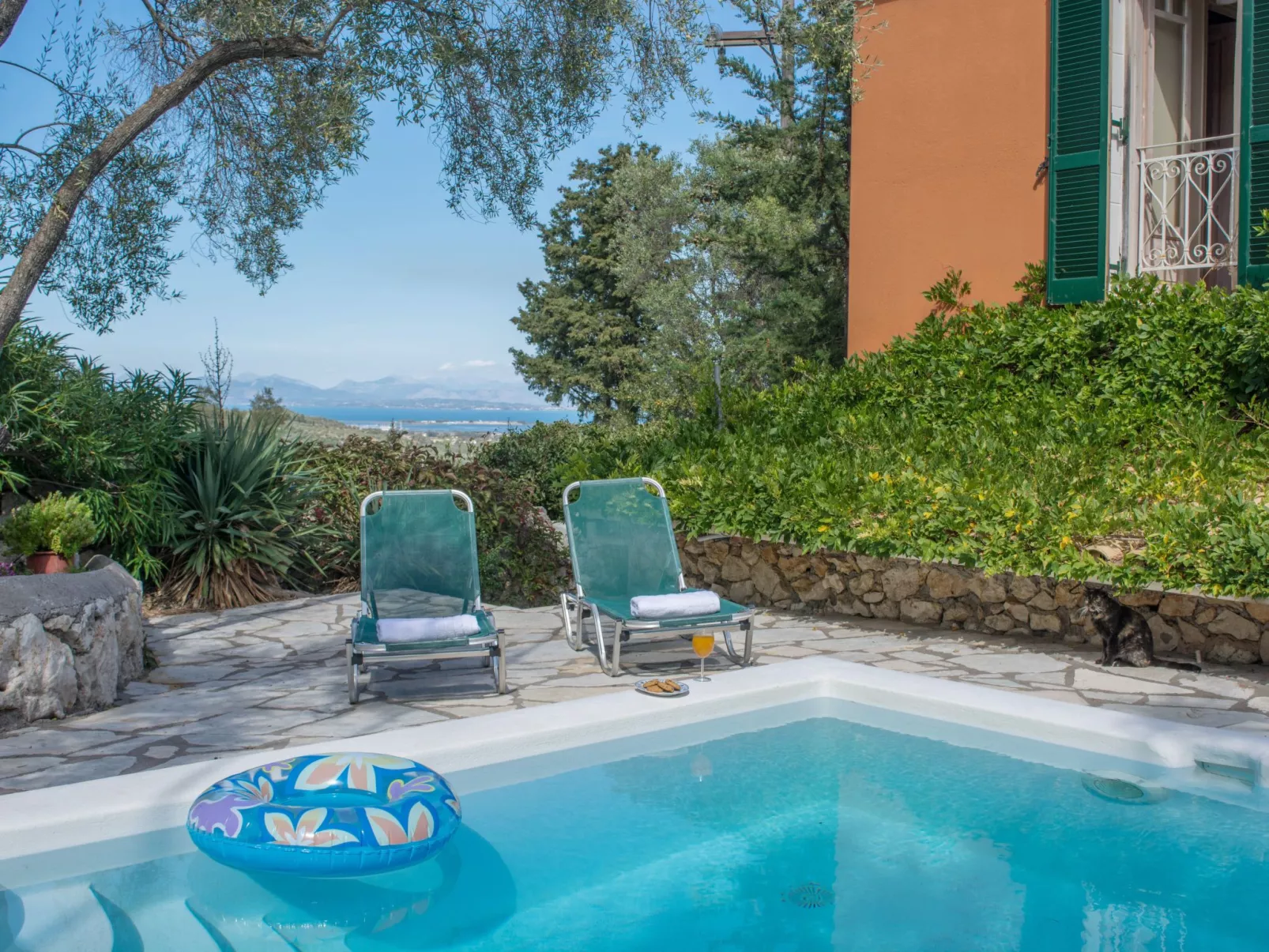 Villa Pergola-Buiten