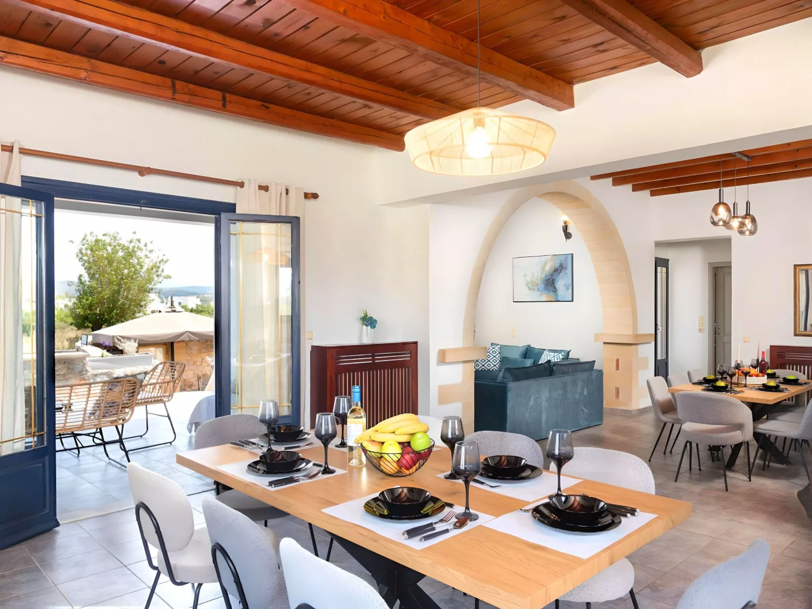 Grey Grand Villa Privater Pool-Image-tags.info