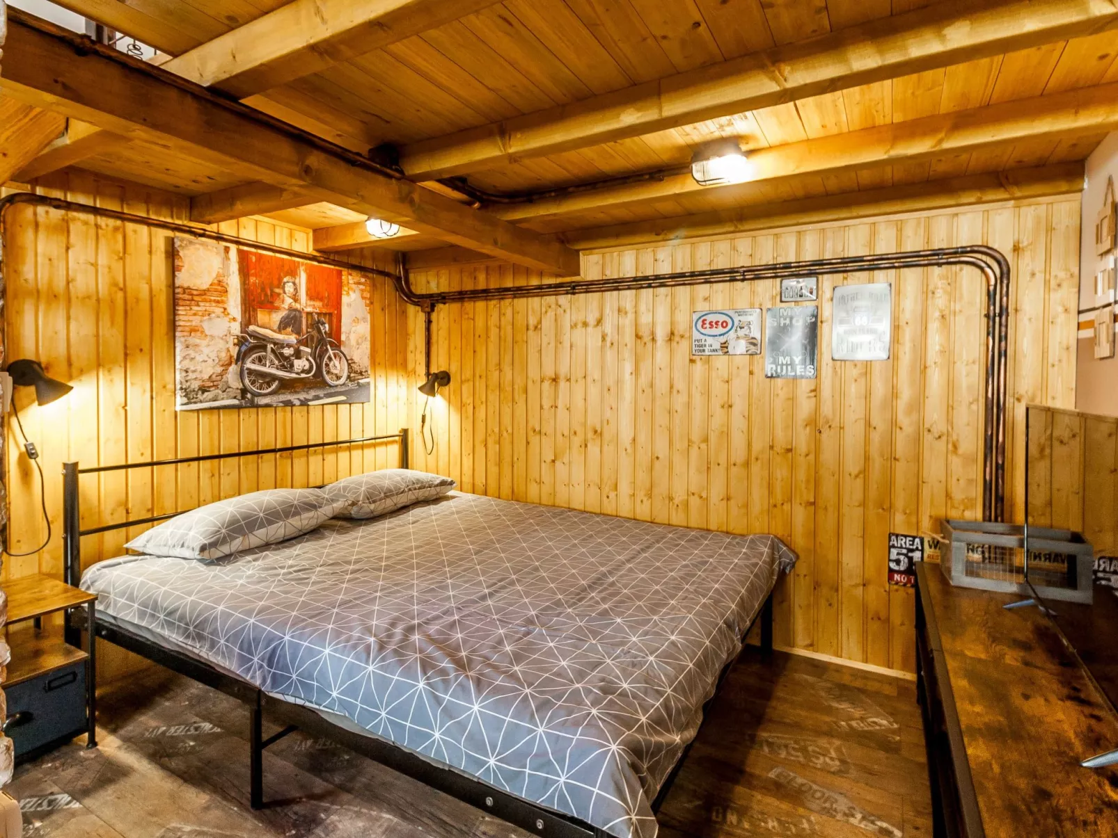 Haus im Industriestil Eni mit privatem Parkplatz-Binnen