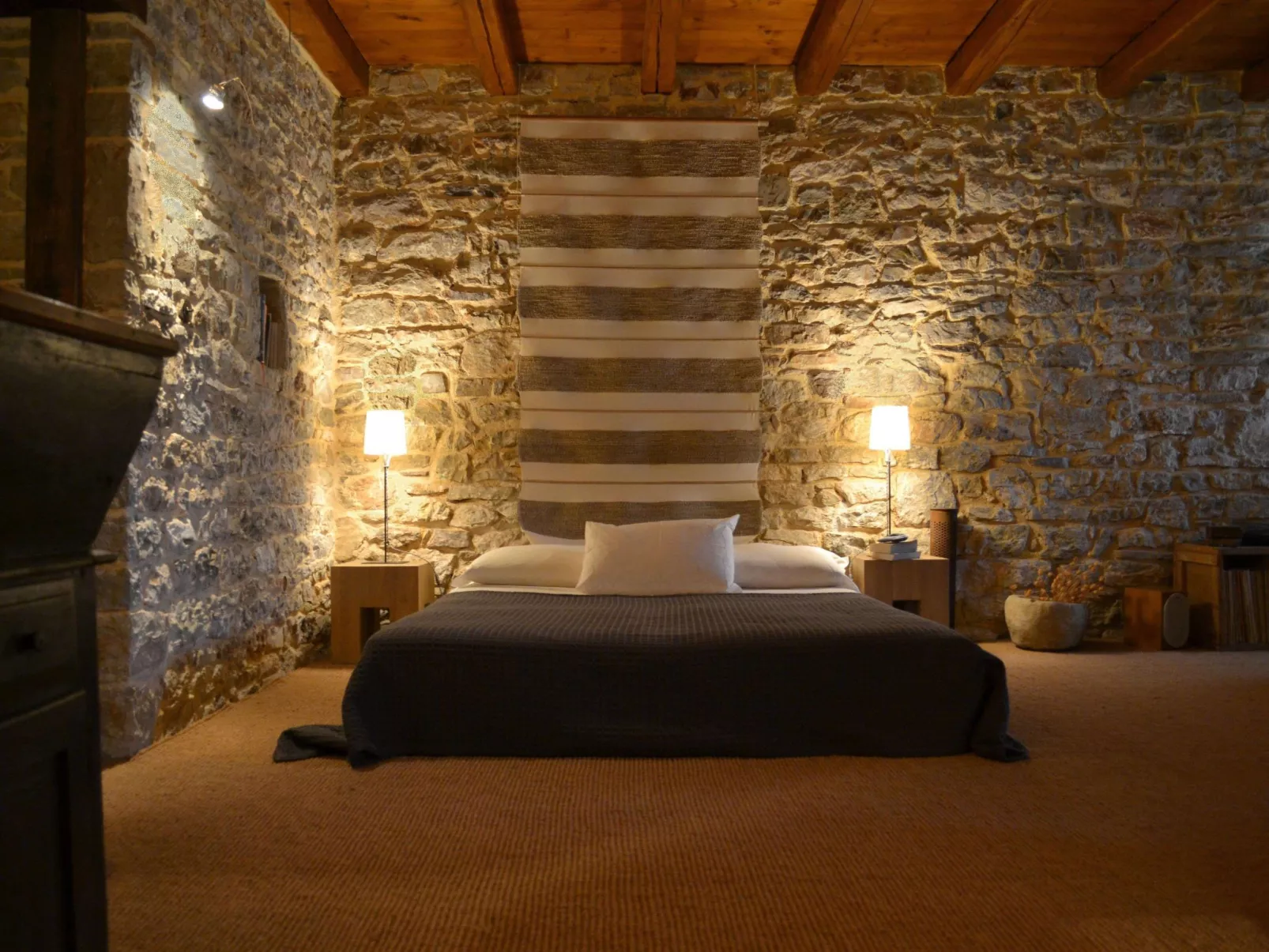 "Stone Retreat"-Binnen