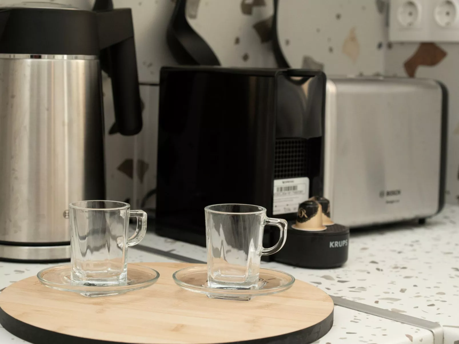 Athen von unserem Haus aus, wenige Schritte von der Akropolis entfernt-Binnen