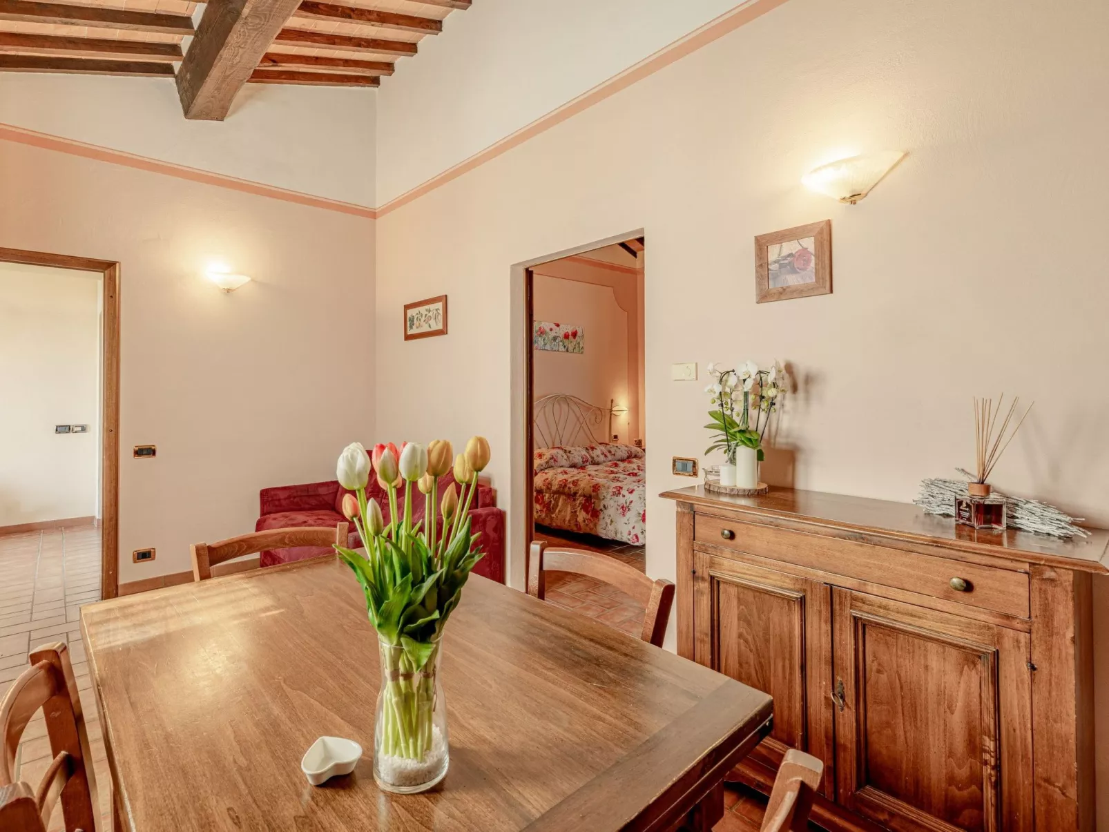 Belvedere B4' Wohnung mit Gemeinschaftspool-Binnen