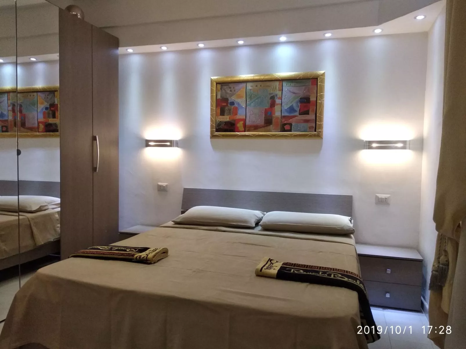 Mit Gemeinschaftspool-Binnen