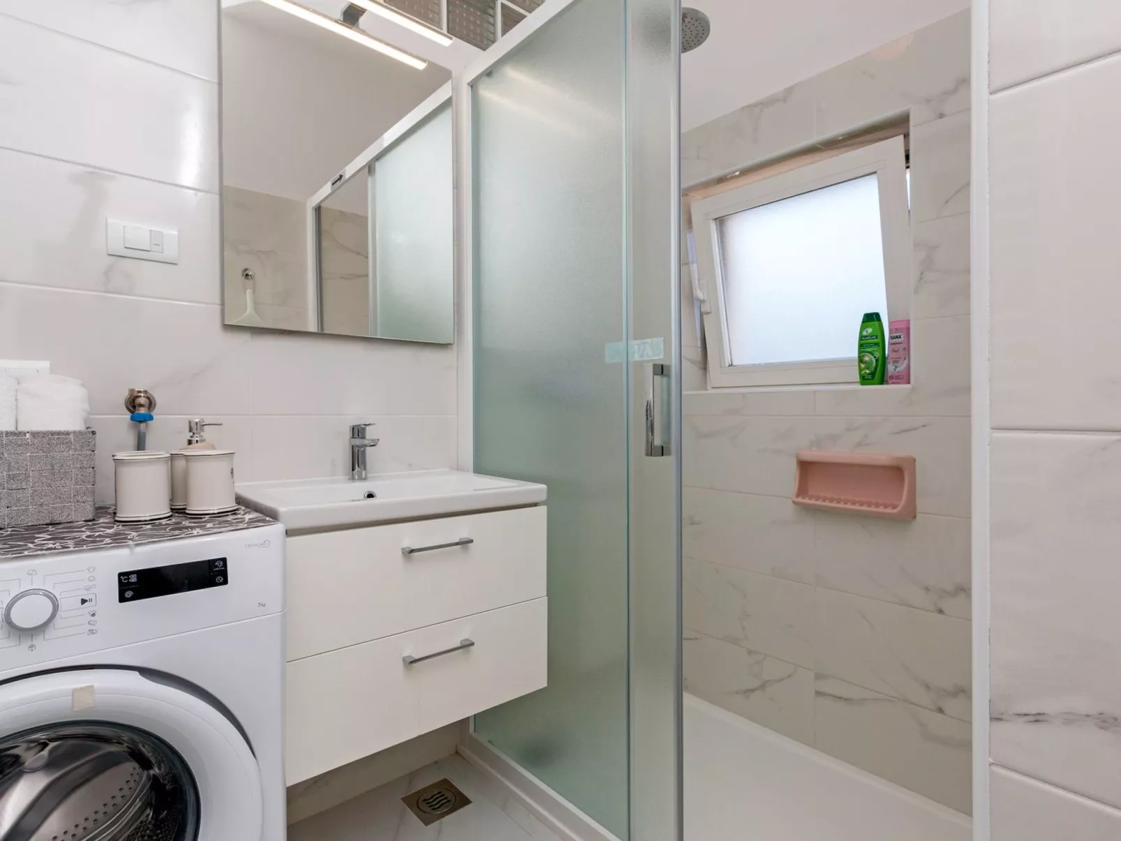 Apartman Oliva ****-Image-tags.info