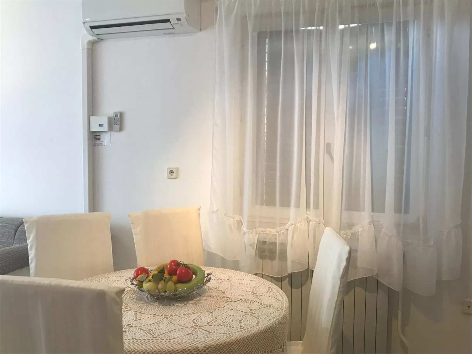 Mit Wasserblick-Binnen