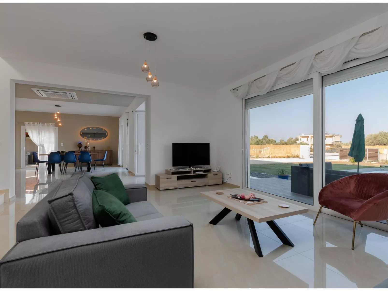 Ferienvilla Mika mit privatem Pool-Binnen