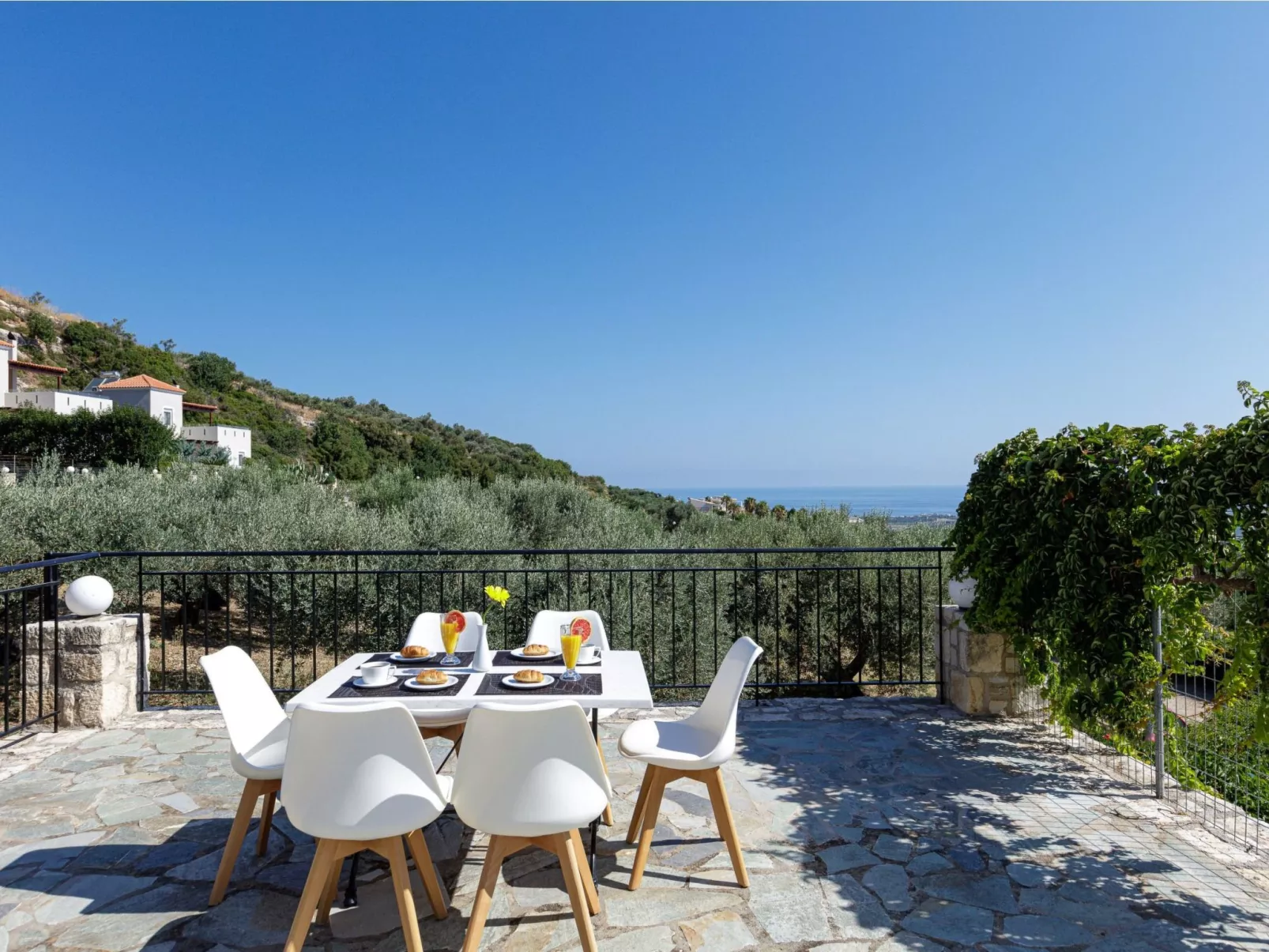 Familienfreundliche Villa mit privatem Pool und BBQ-Buiten