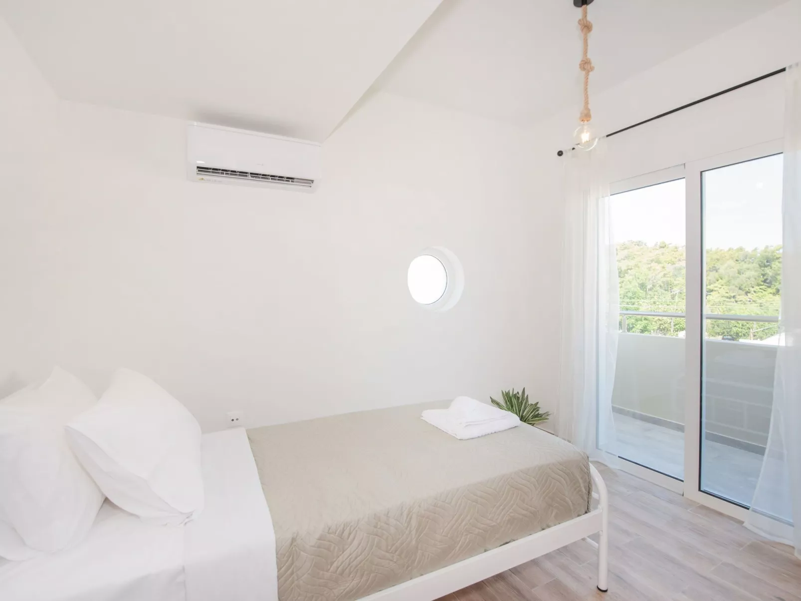 Elias Filerimos Haus-Binnen