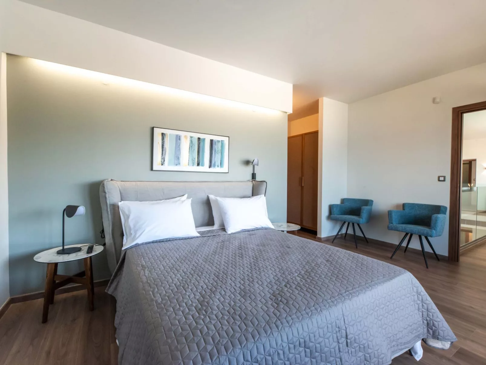 Villa Solis -100m zum Meer und ''Free'' Beheizter Pool-Image-tags.info