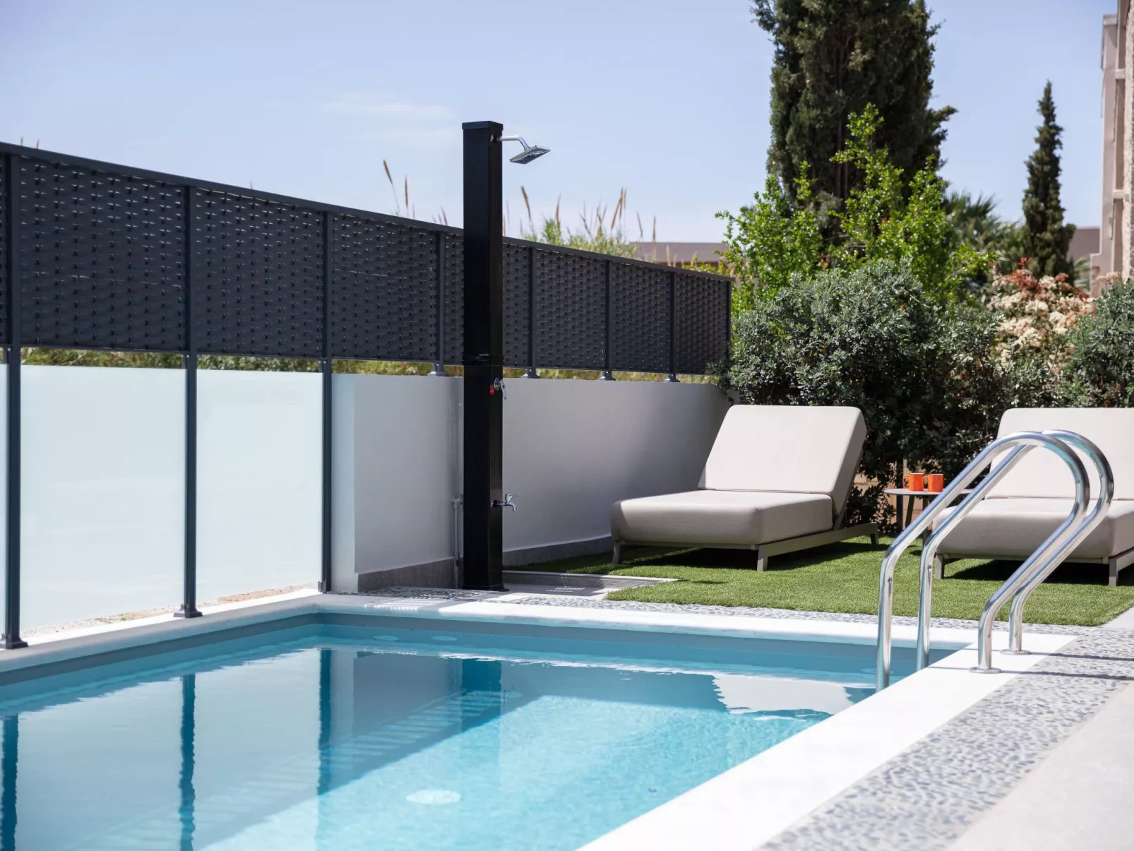 VillaSaints I - Pool und BBQ, Spaziergang zum Strand-Image-tags.info