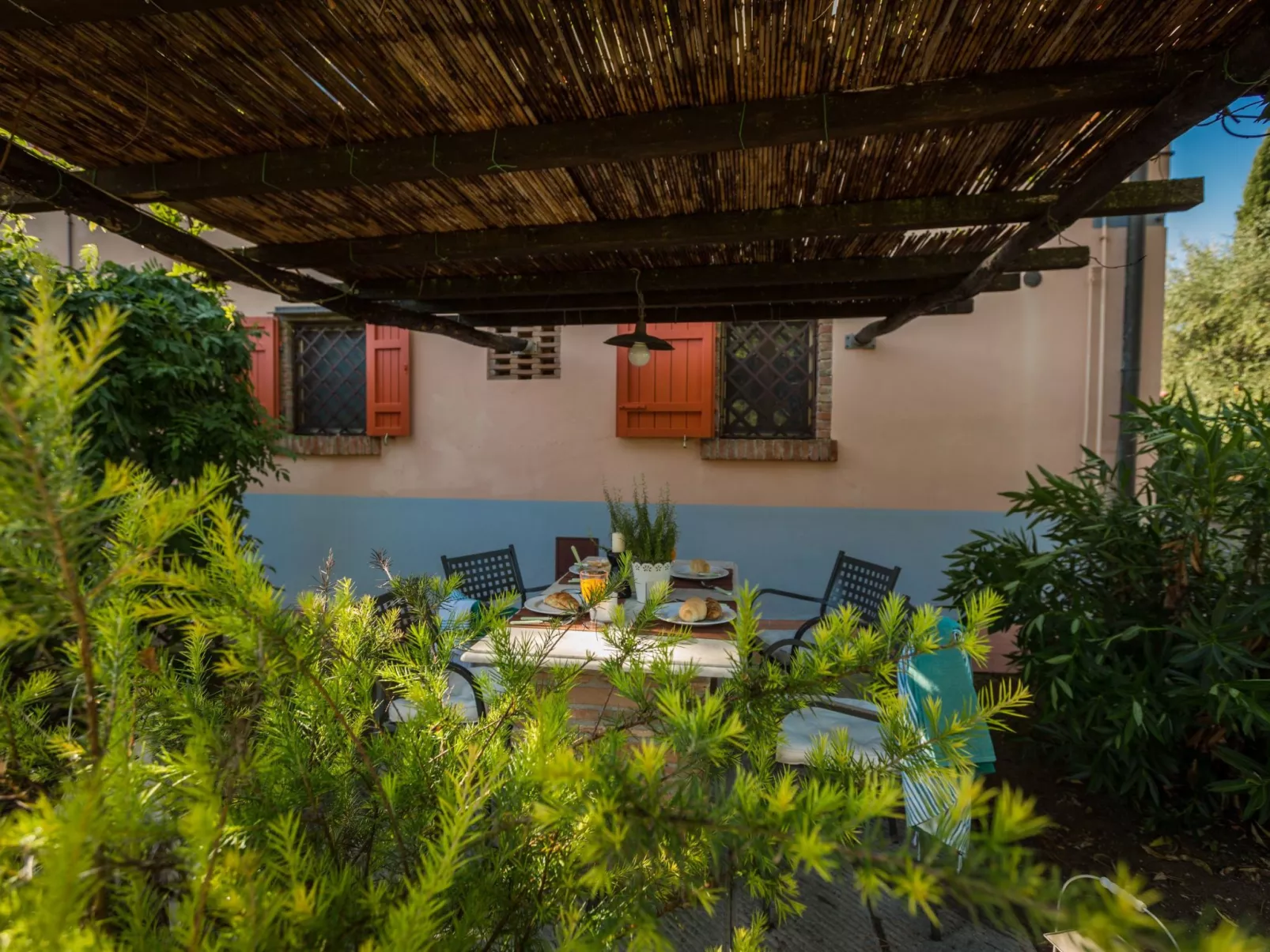 Mimosa Canale' Wohnung mit Schwimmbad-Buiten