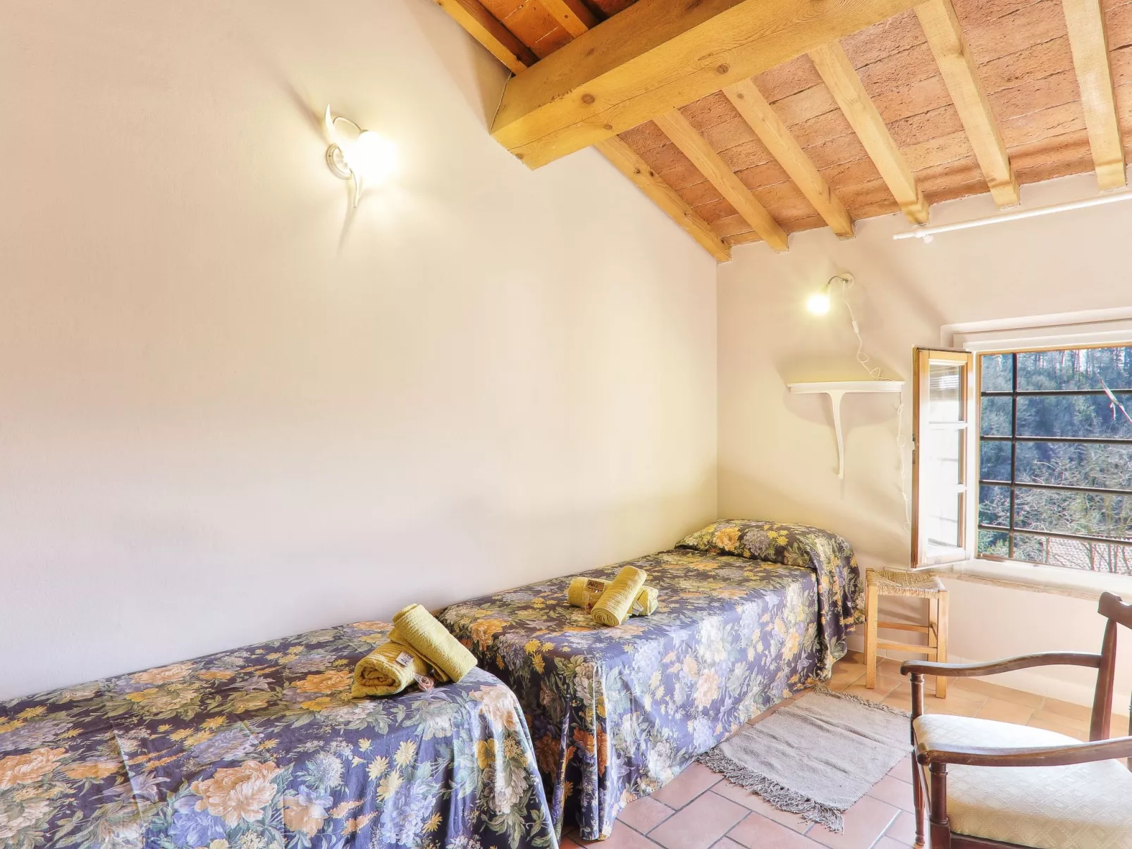 In Palaia mit Großem Garten-Binnen