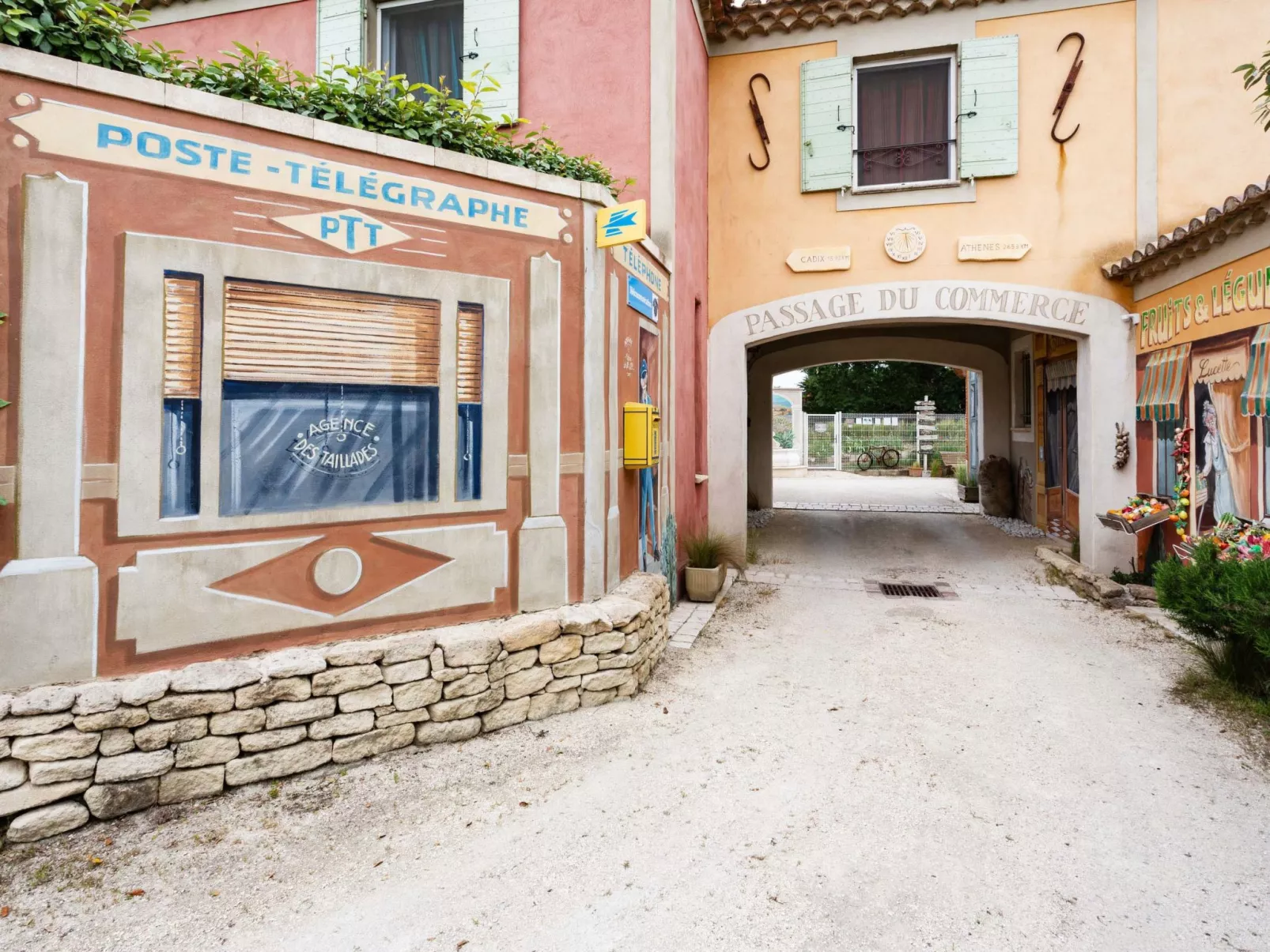 Die Gîtes de Bel-Air im Luberon in der Provence-Buiten