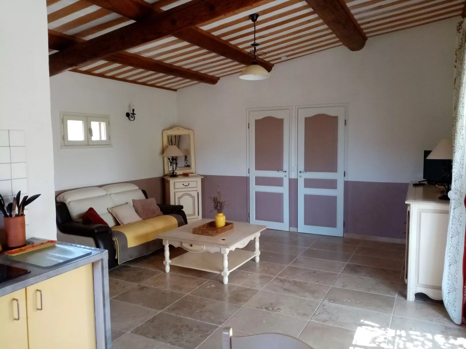 Provenzalisches Ferienhaus mit Charme auf dem Land mit Pool-Binnen