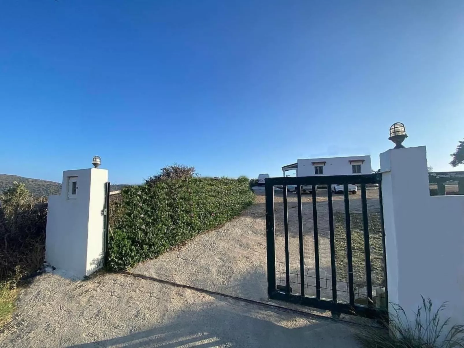 Emanouela Haus mit Garten und Meerblick-Image-tags.info