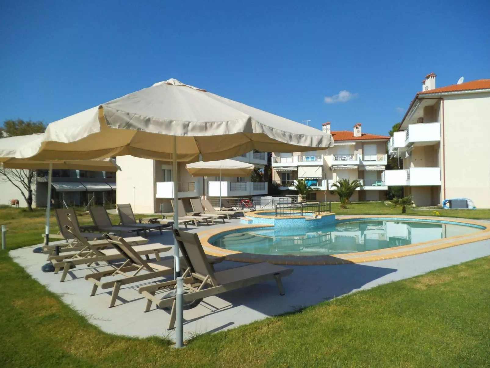 Finikas Garden Nikit-Image-tags.info