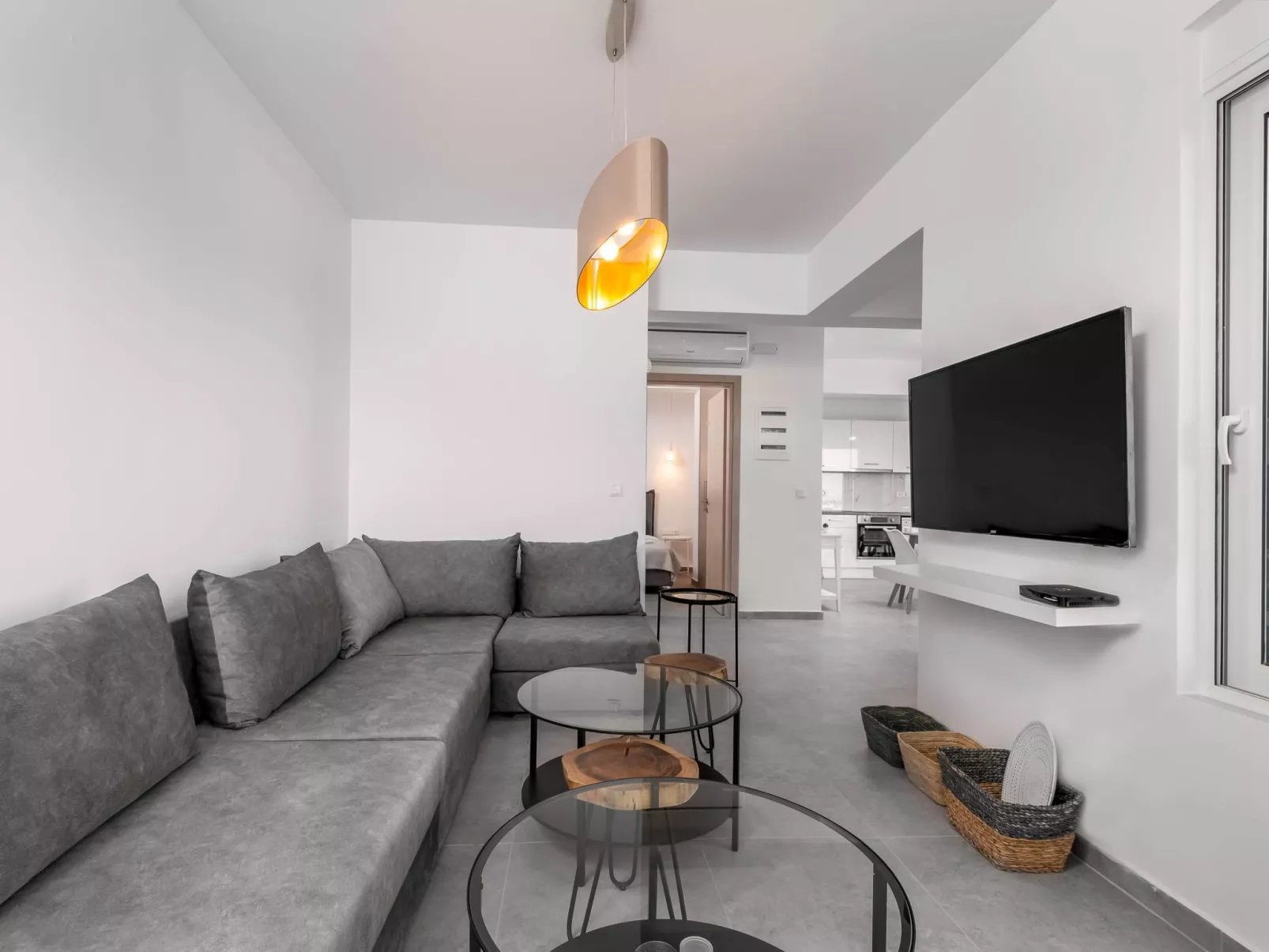 Schönes Ferienhaus in Afantou mit privatem Pool