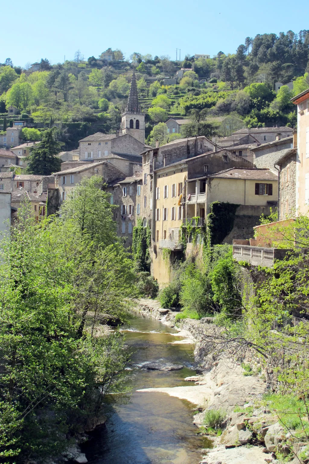 Ein gemütliches Nest im Herzen der Ardèche Méridionnale-Omgeving