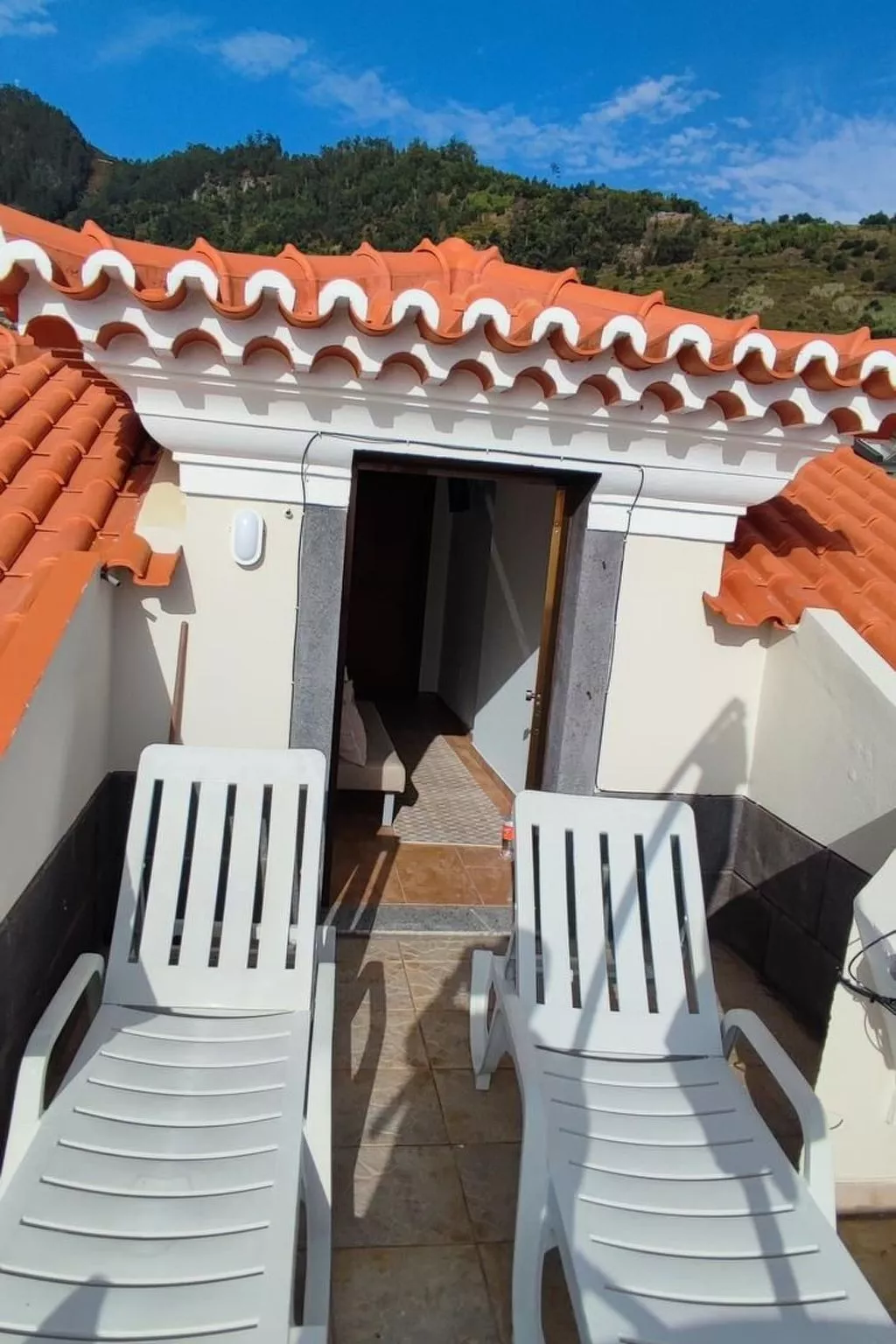 Dachterrasse sonnig und perfekte Aussicht apt-Image-tags.info