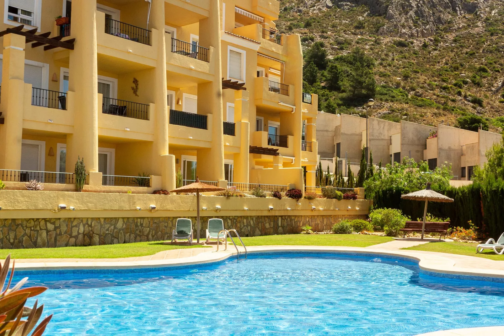 Appartement Altea-Buitenkant zomer