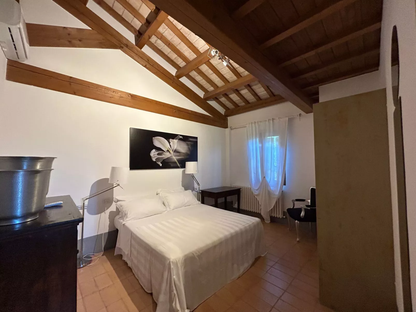 Wohnung mit Privatparkplatz-Binnen