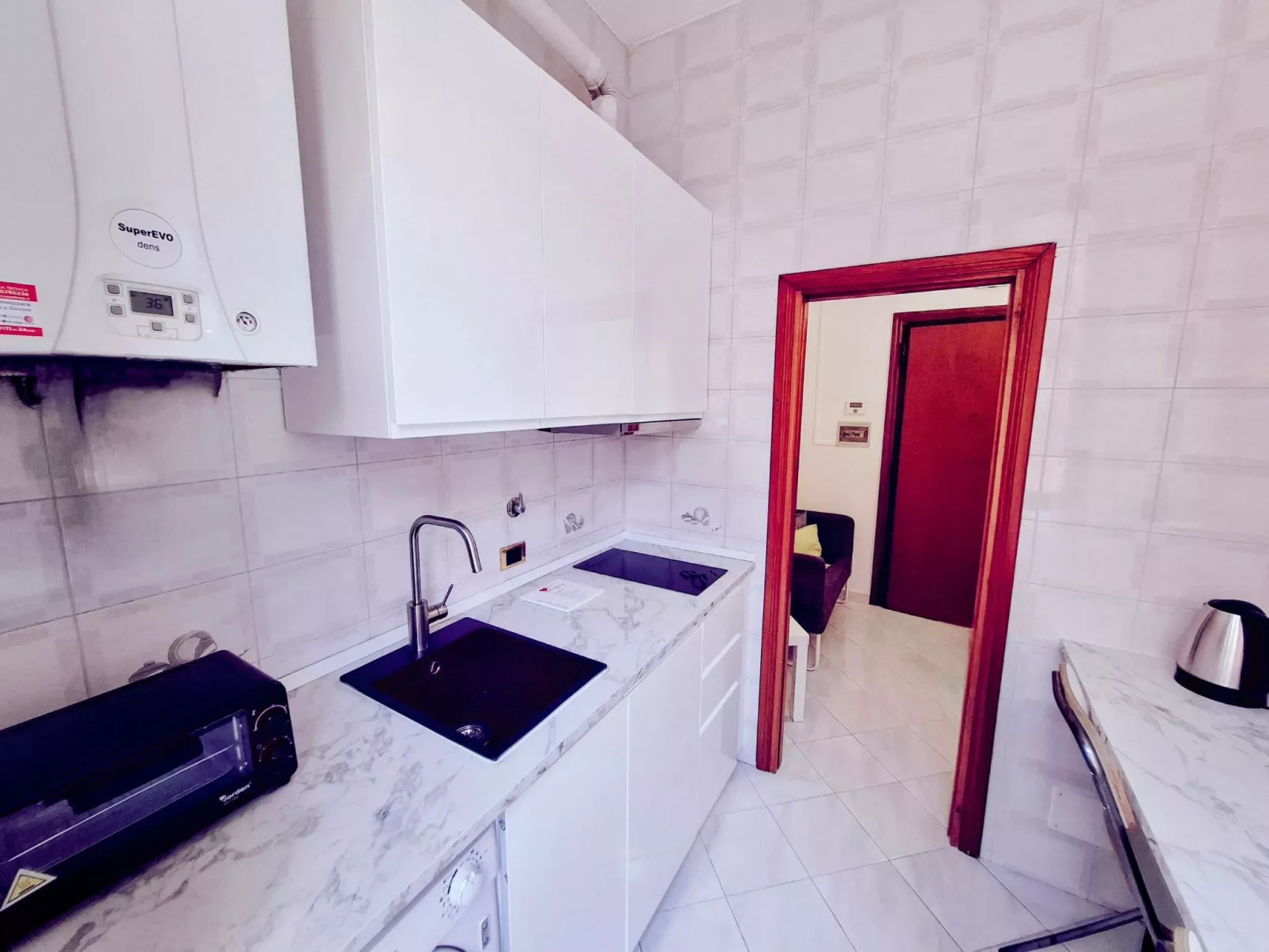 'Rhome Sweet Rhome-Binnen