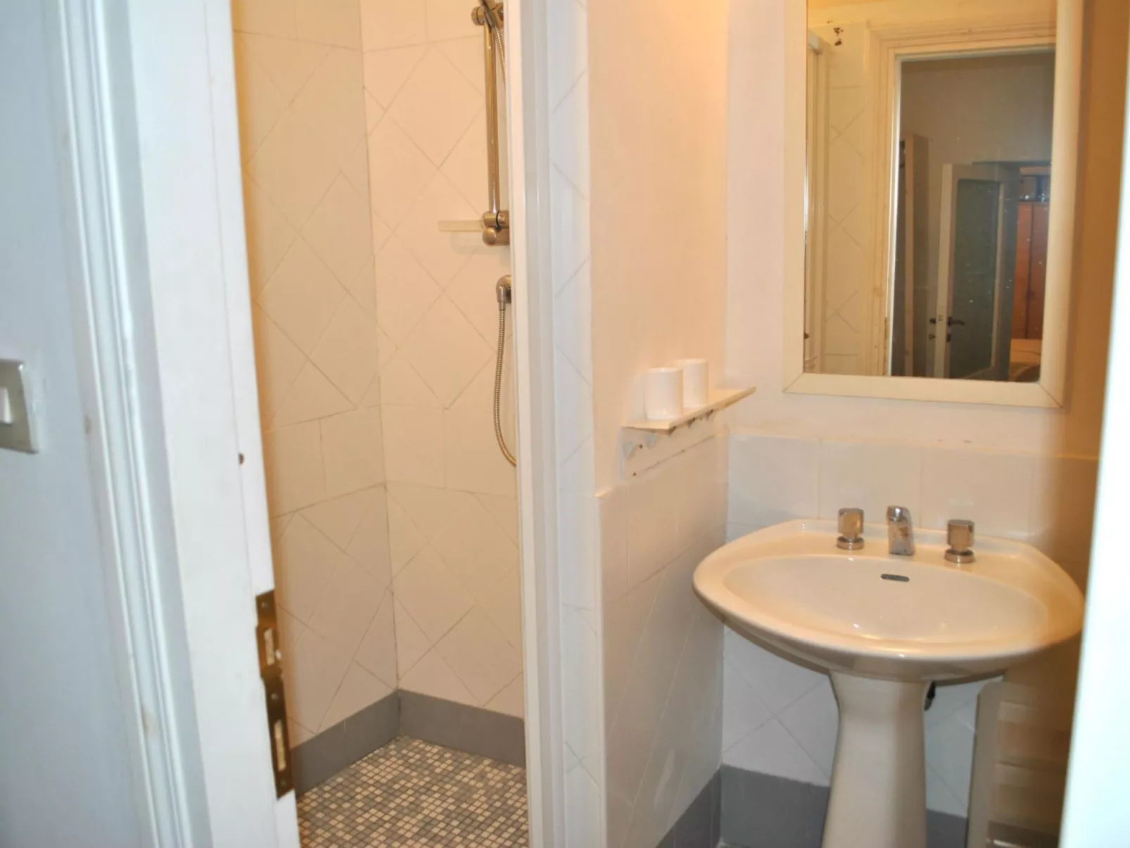 Domhaus mit Blick auf den Golf von Gaeta-Binnen