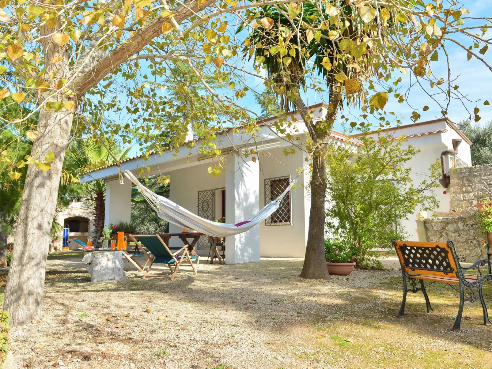 Trullo Alcova  in der Nähe des Meeres-Image-tags.info