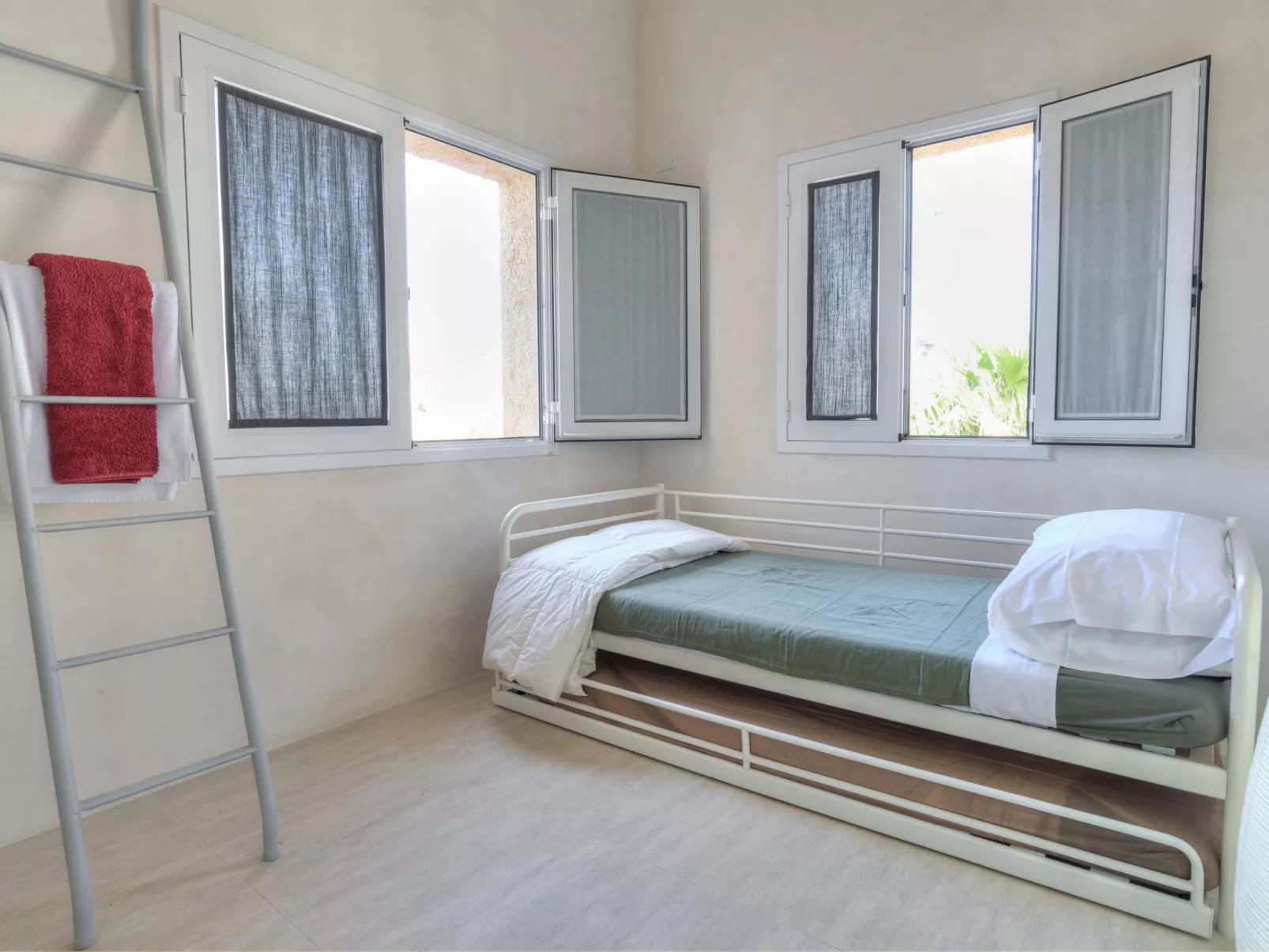 Poseidon, Villa am Meer mit Panoramaterrasse-Image-tags.info