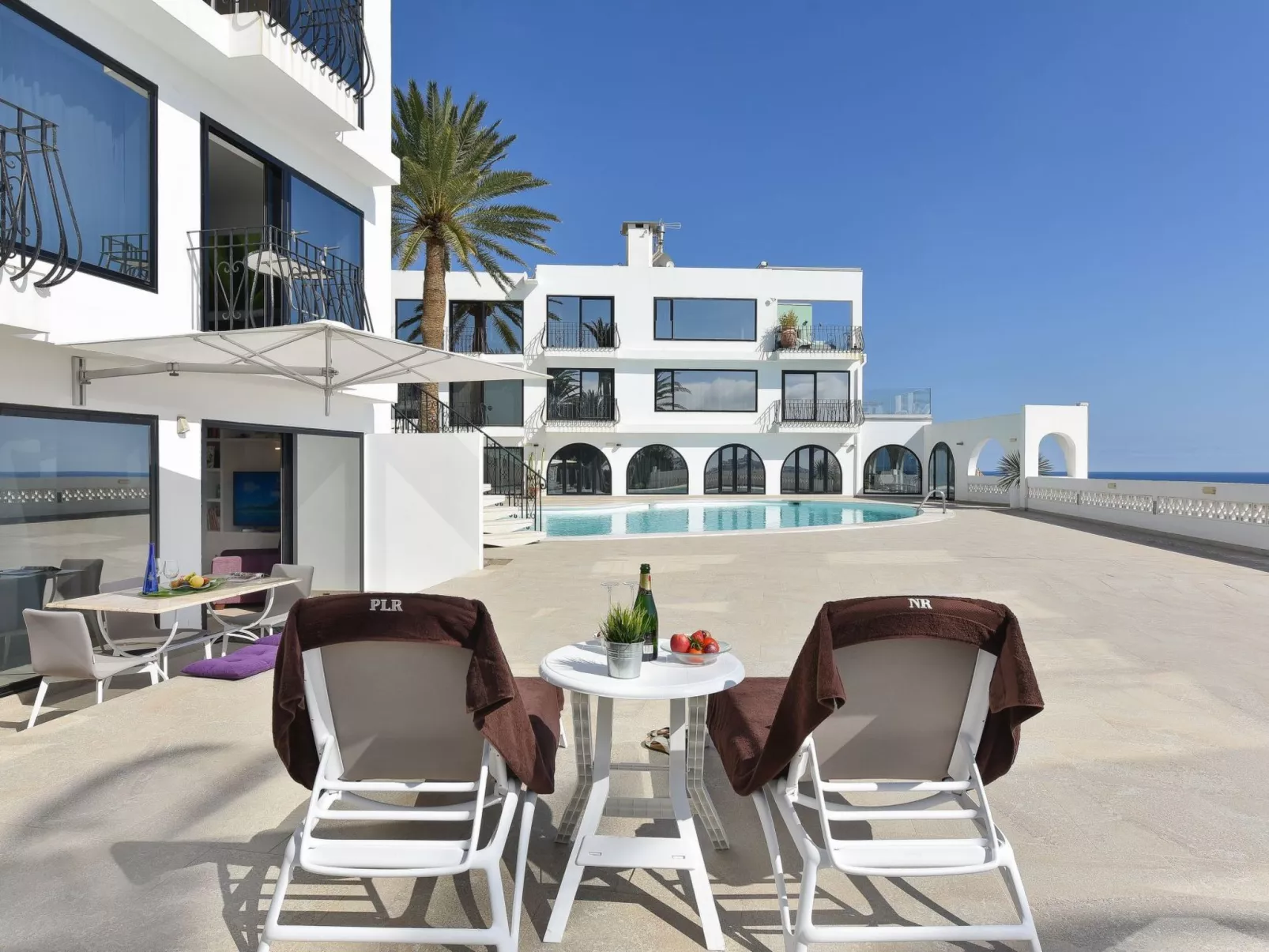 Wohnung mit Blick auf das Wasser-Buiten