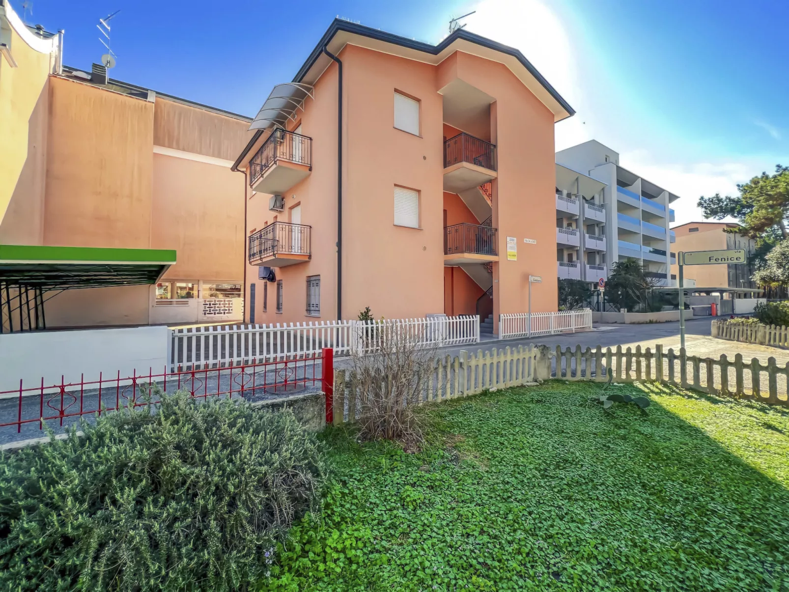 Wohnung 'Calligher A' mit Balkon-Buiten