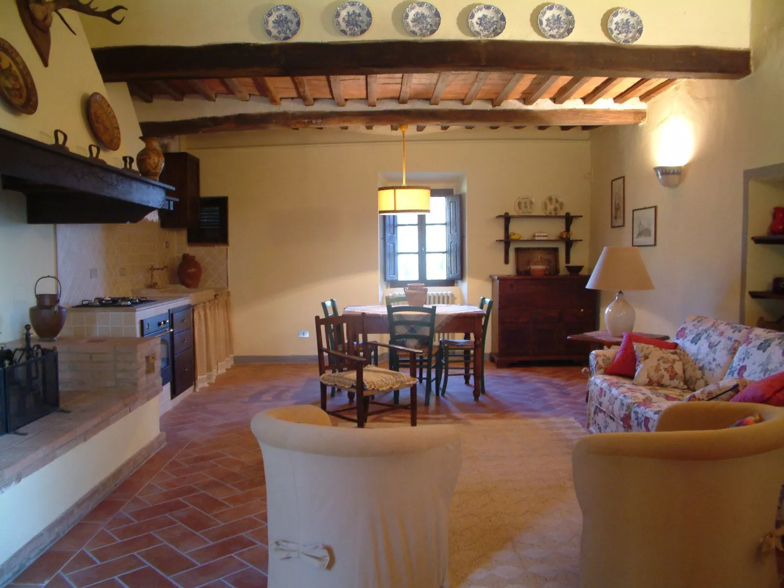 Villa 'Cimpoli casa' mit Garten und Grill-Image-tags.info